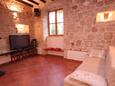 Komiža, Living room in the house, air condition available, (pet friendly) and WiFi.