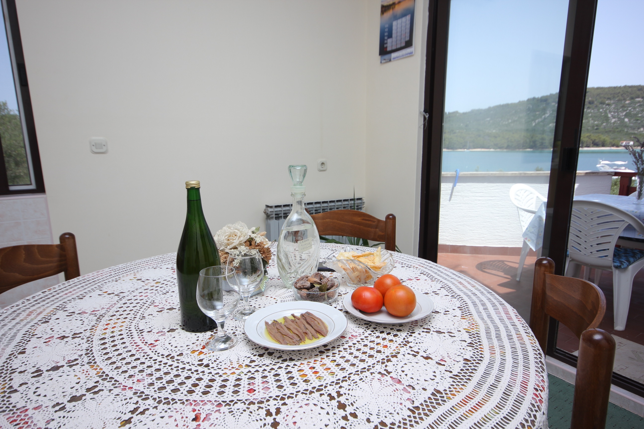 Two bedroom apartment near beach Cove Mala Lamjana, Ugljan (A-347-b)