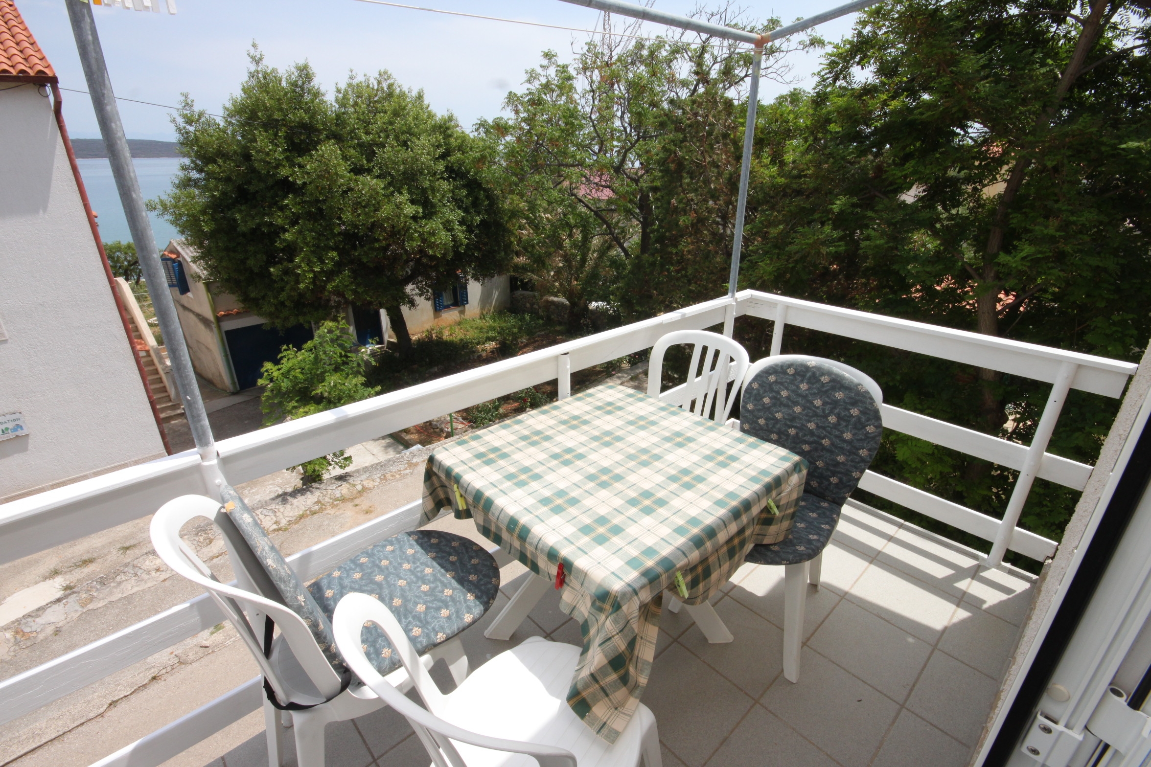One bedroom apartment with terrace and sea view Nerezine, Lošinj (A-3479-a)