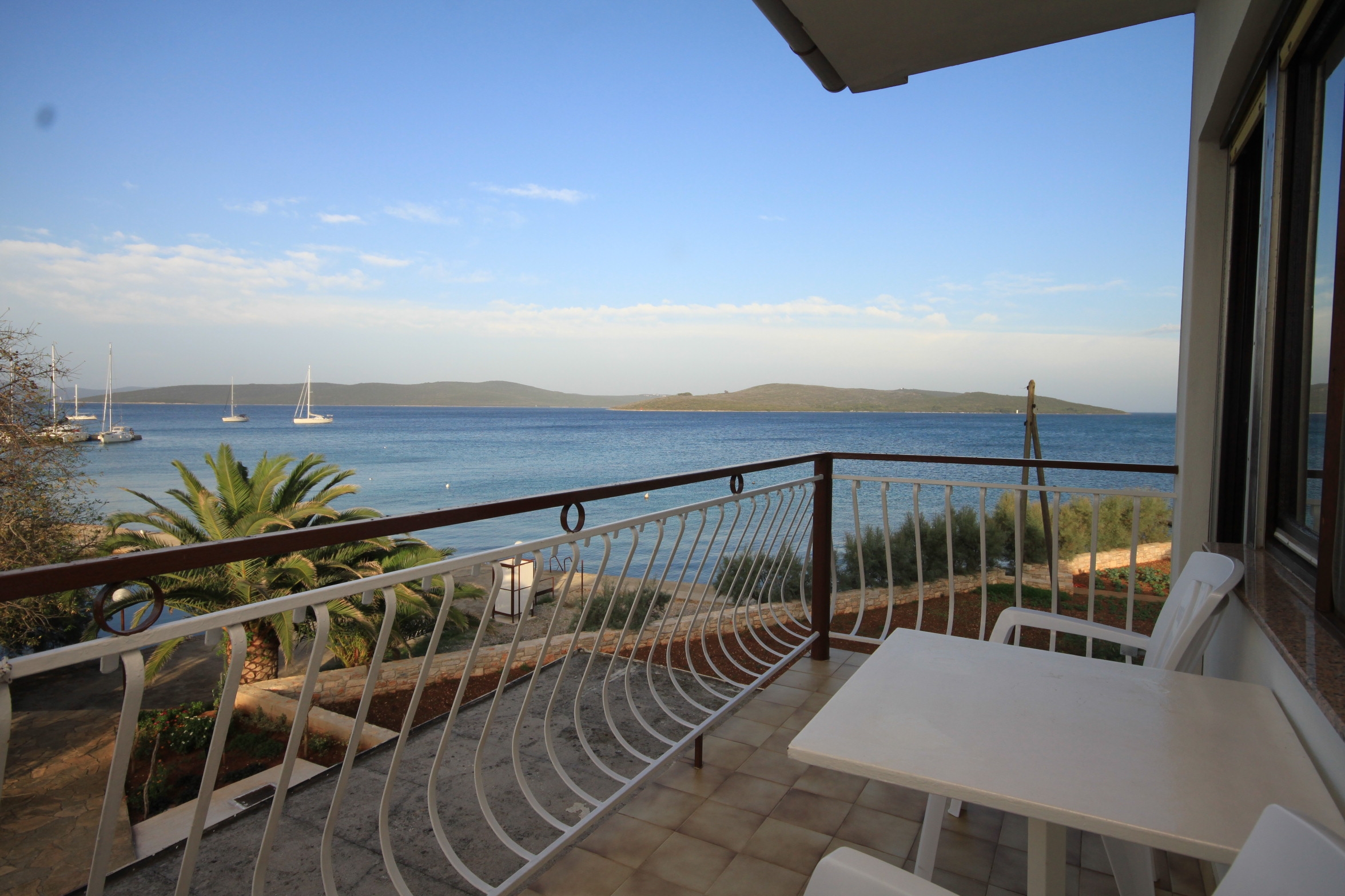 Top Ugljan Muline Top Ugljan Muline