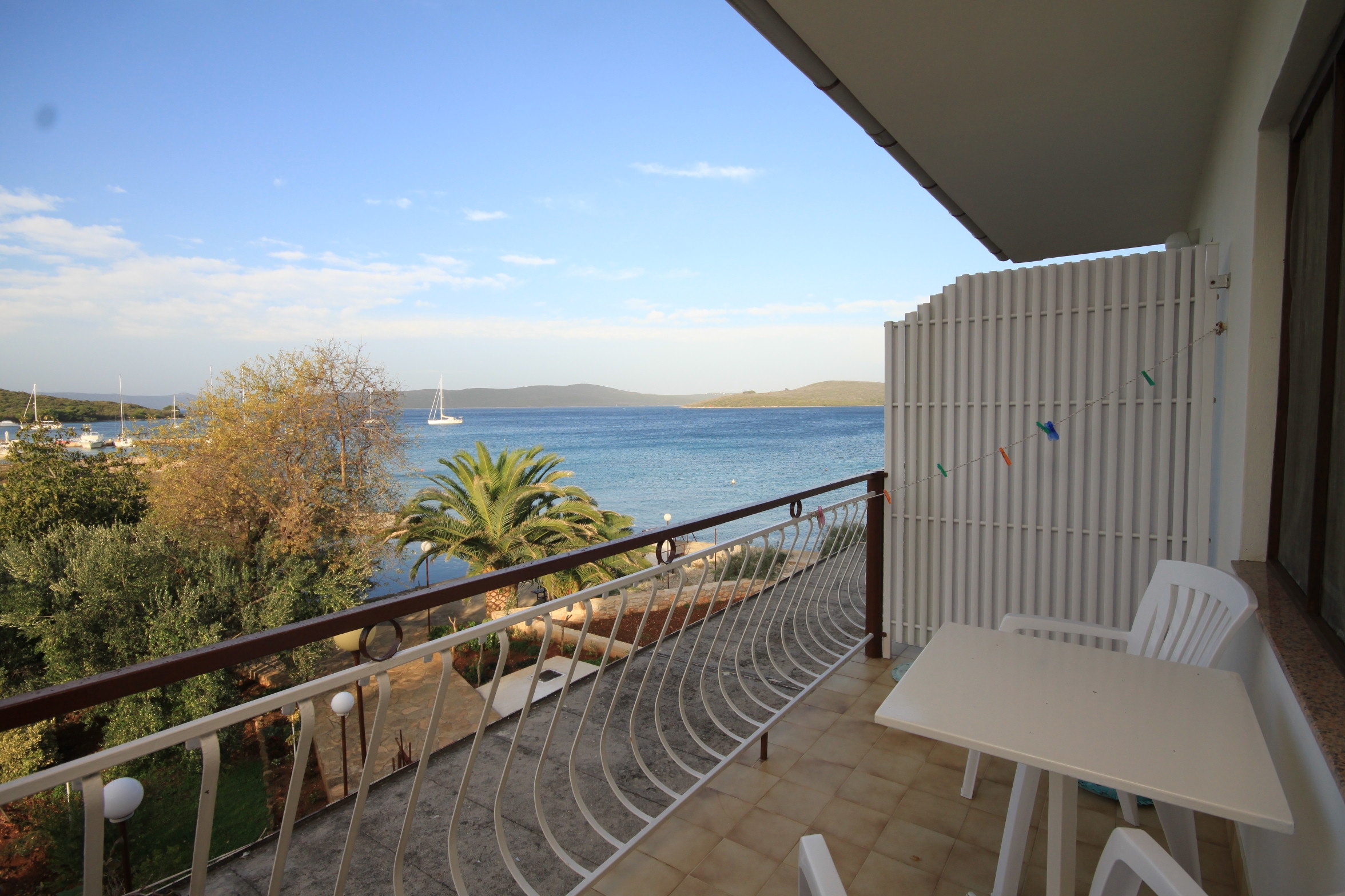 Top Ugljan Muline Top Ugljan Muline