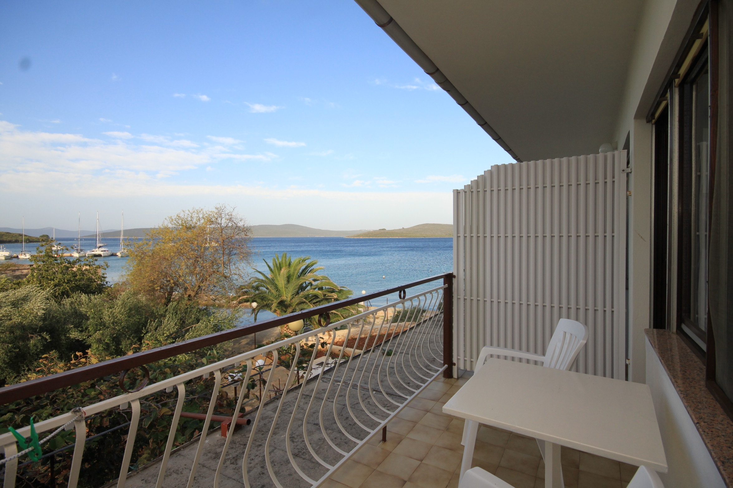 Top Ugljan Muline Top Ugljan Muline