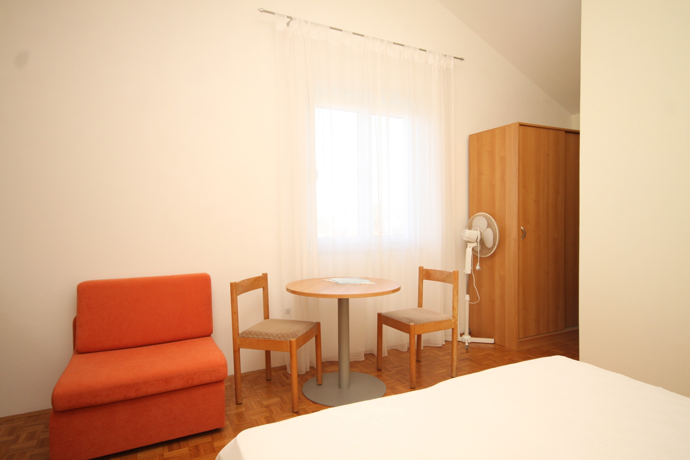 Room near beach Muline, Ugljan (S-3538-j) Room near beach Muline, Ugljan (S-3538-j)