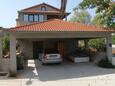 Parking lot Preko, Ugljan, Parking lot 354 - Apartments near sea with sandy beach.