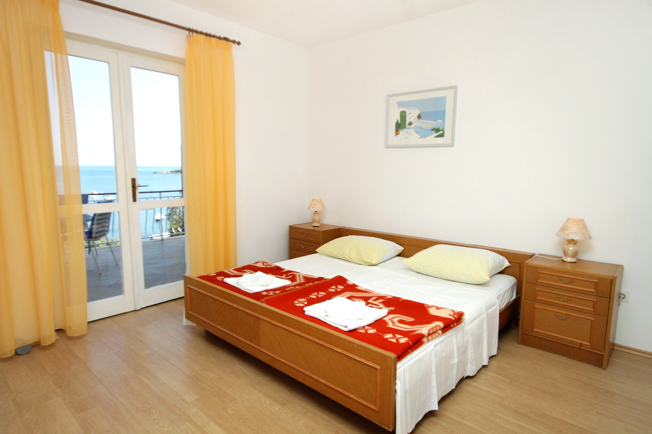 One bedroom apartment near beach Molunat, Dubrovnik  A-a