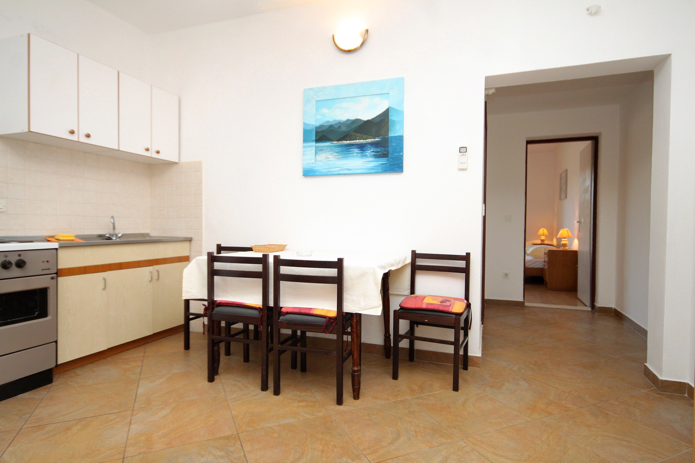 One bedroom apartment near beach Molunat, Dubrovnik  A-a