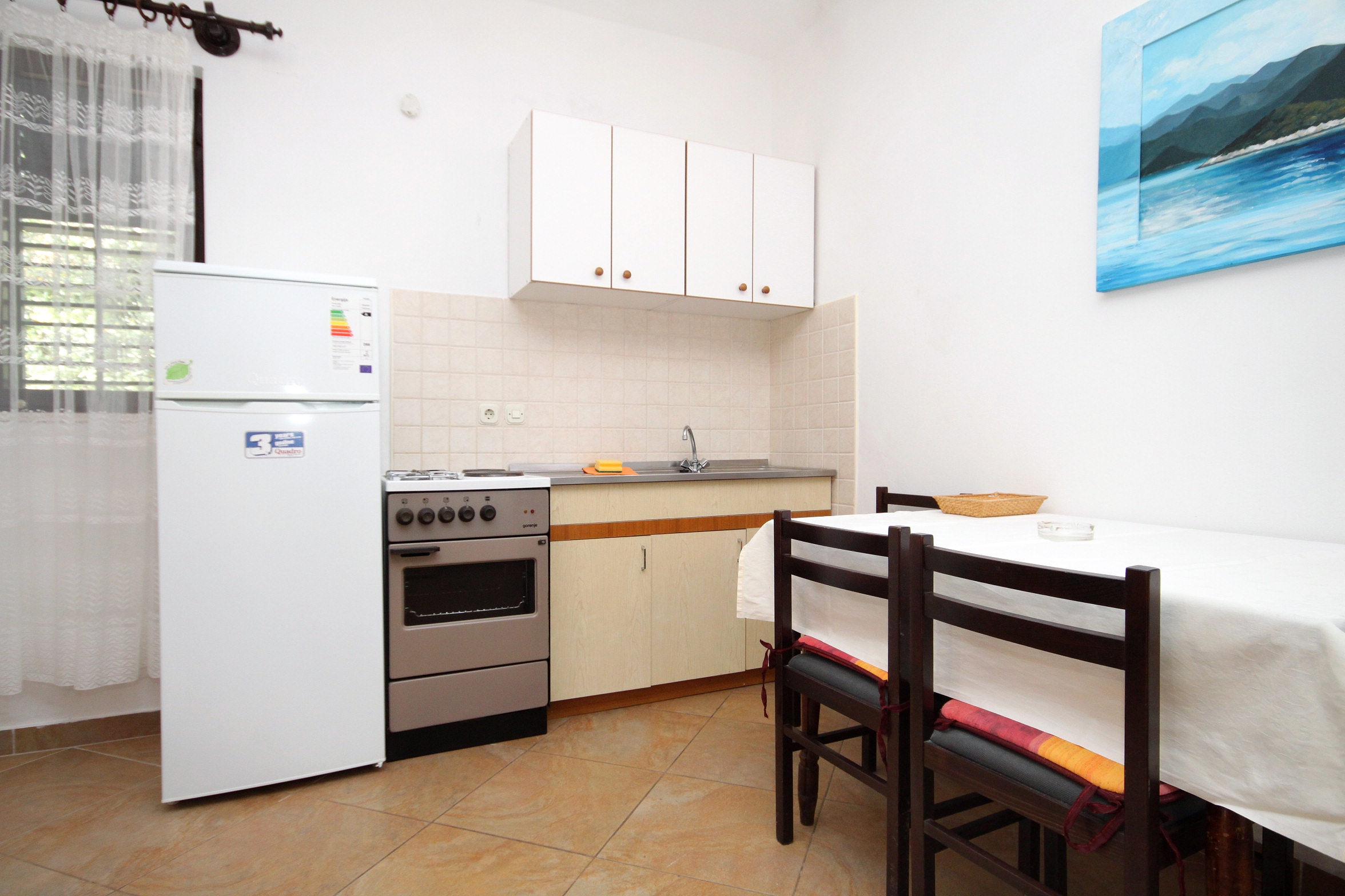 One bedroom apartment near beach Molunat, Dubrovnik  A-a