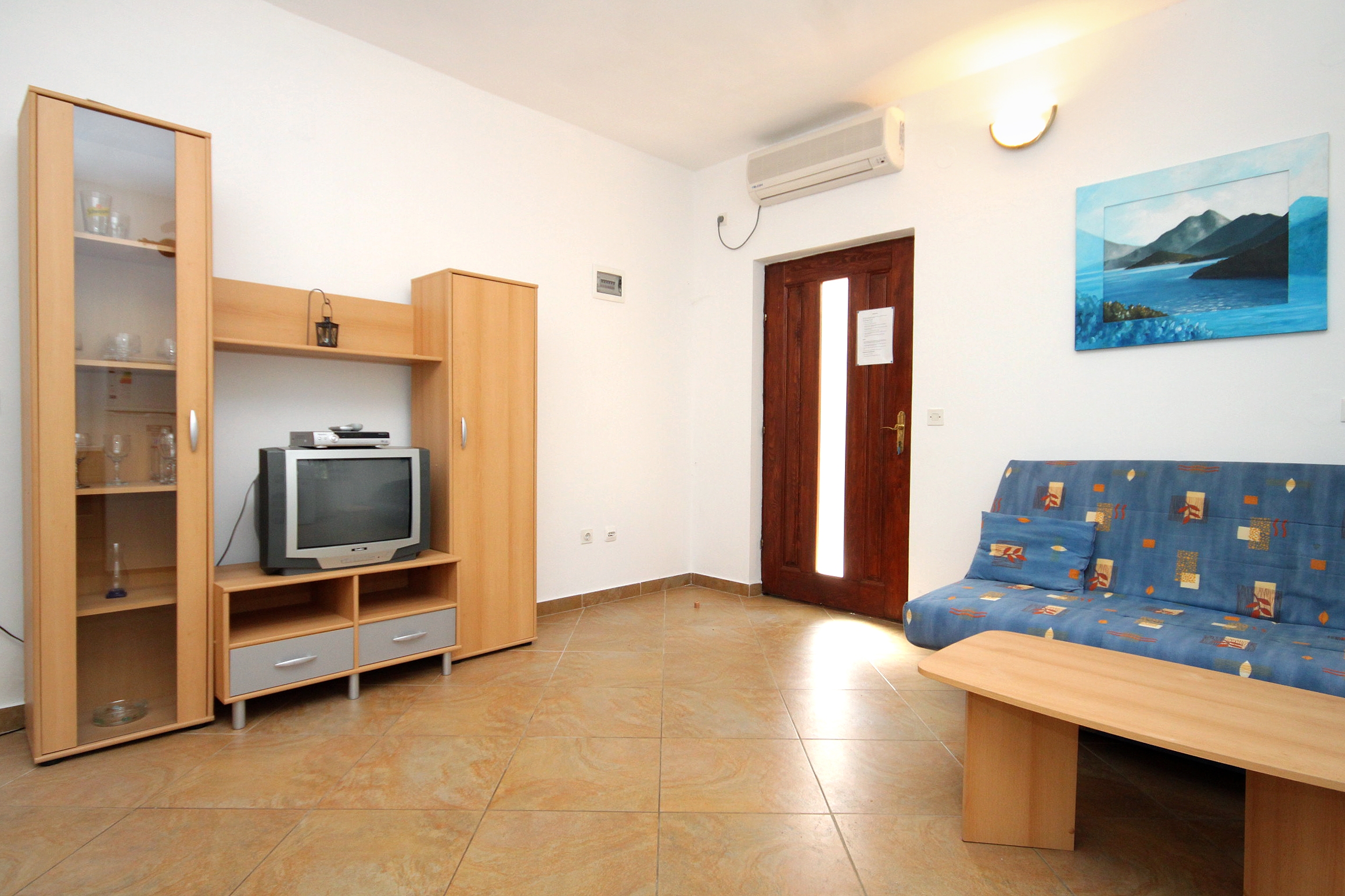 One bedroom apartment near beach Molunat, Dubrovnik  A-a
