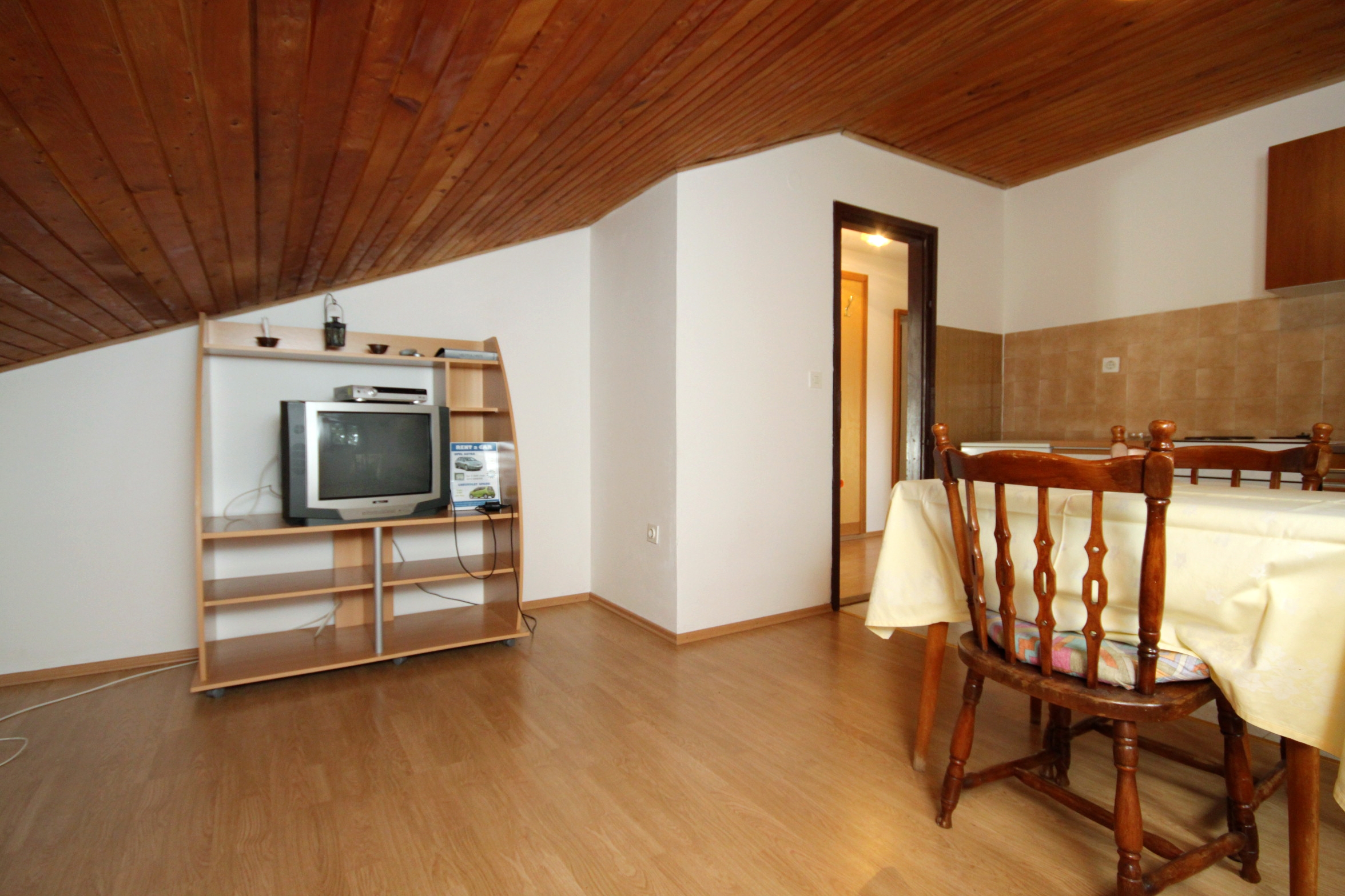One bedroom apartment near beach Molunat, Dubrovnik  A-b
