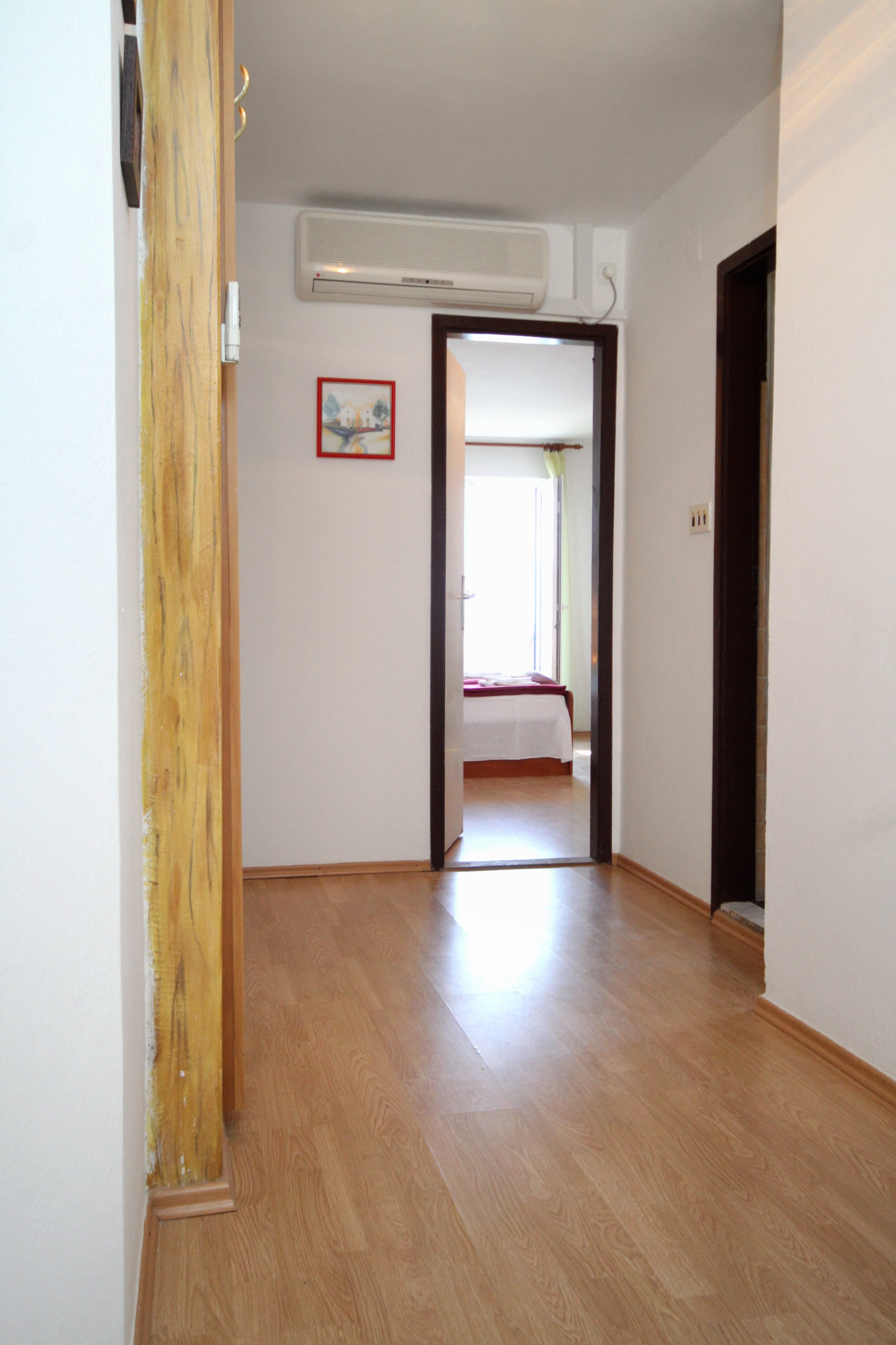 One bedroom apartment near beach Molunat, Dubrovnik  A-b