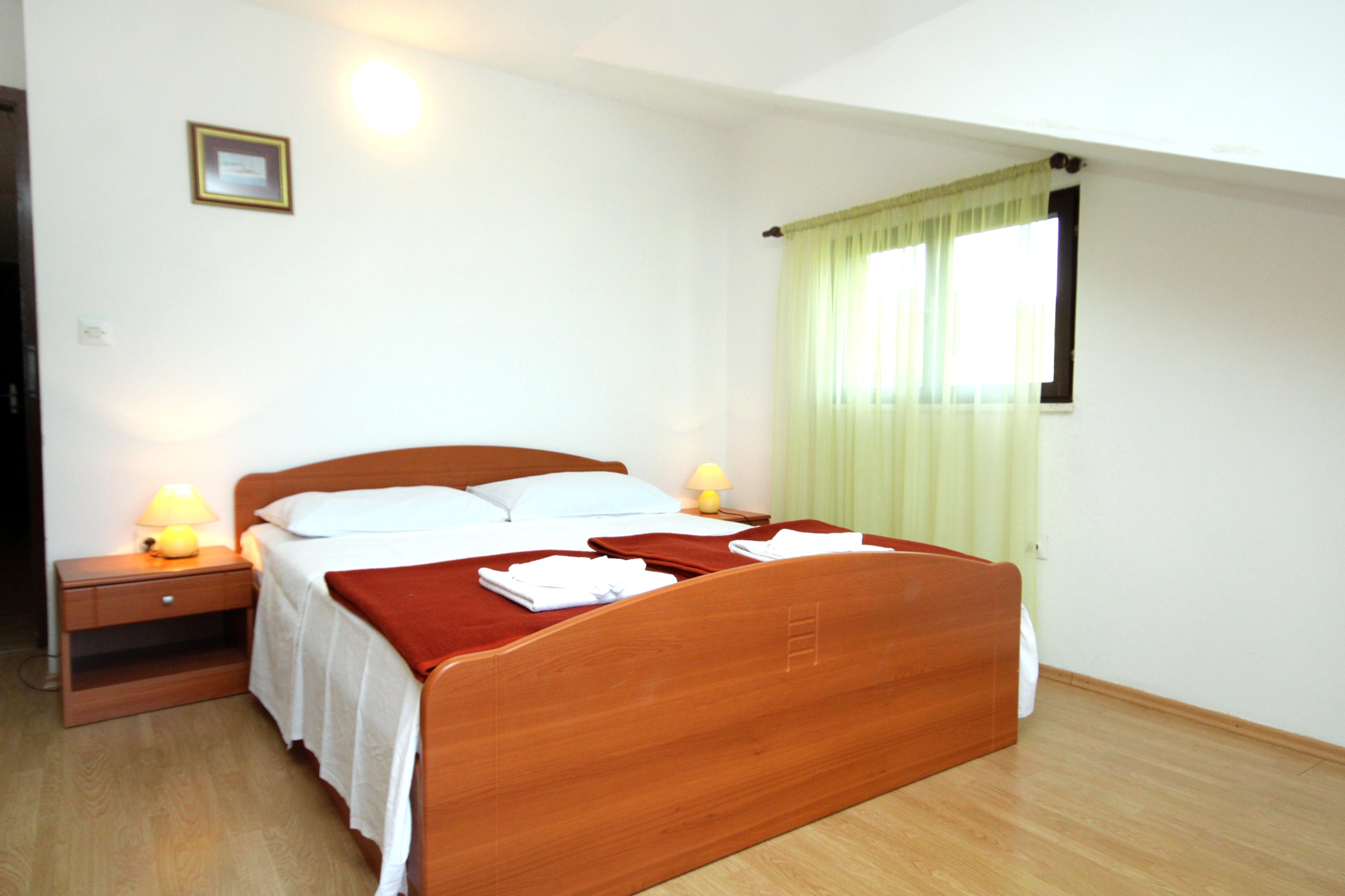 One bedroom apartment near beach Molunat, Dubrovnik  A-c