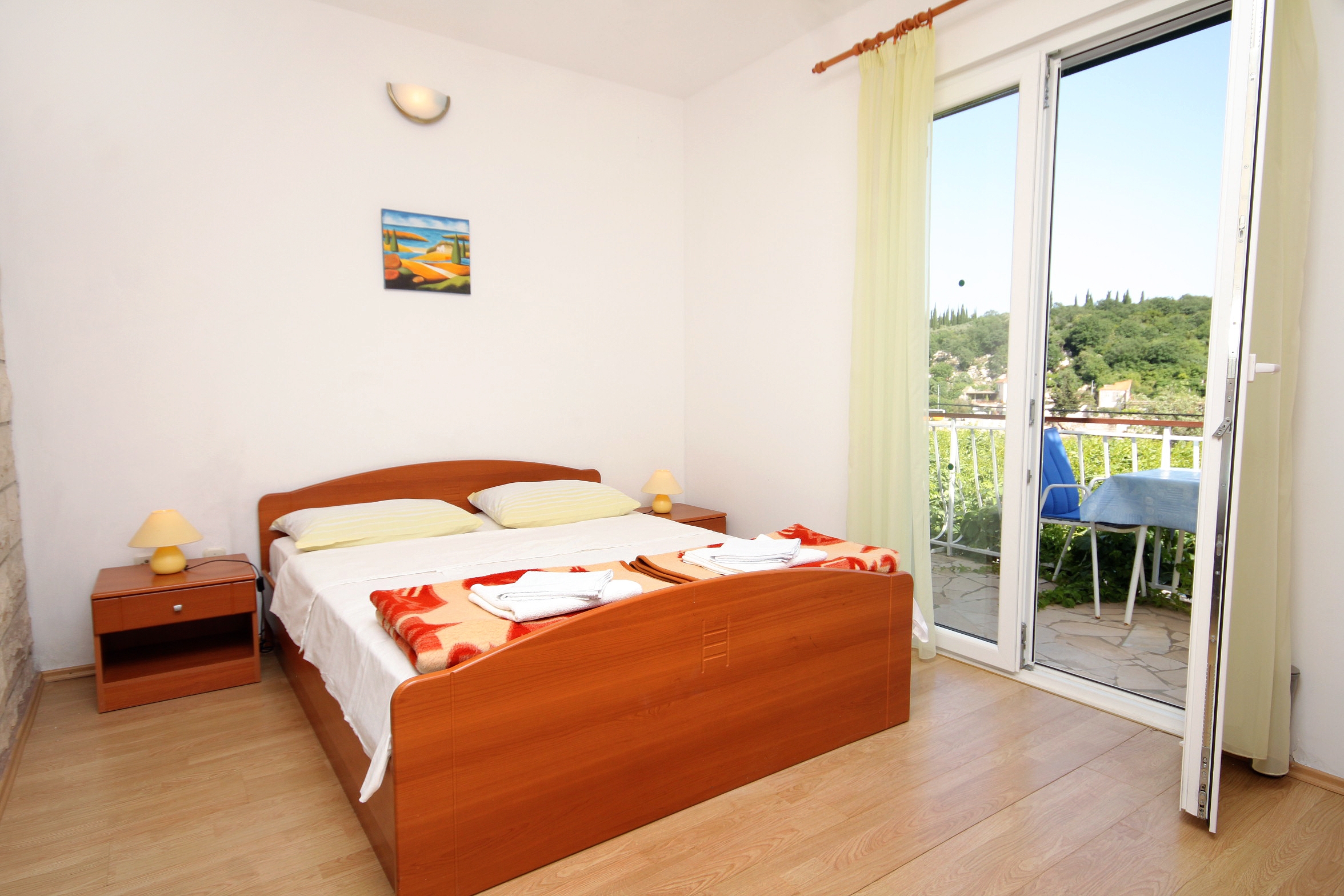 One bedroom apartment near beach Molunat, Dubrovnik  A-d
