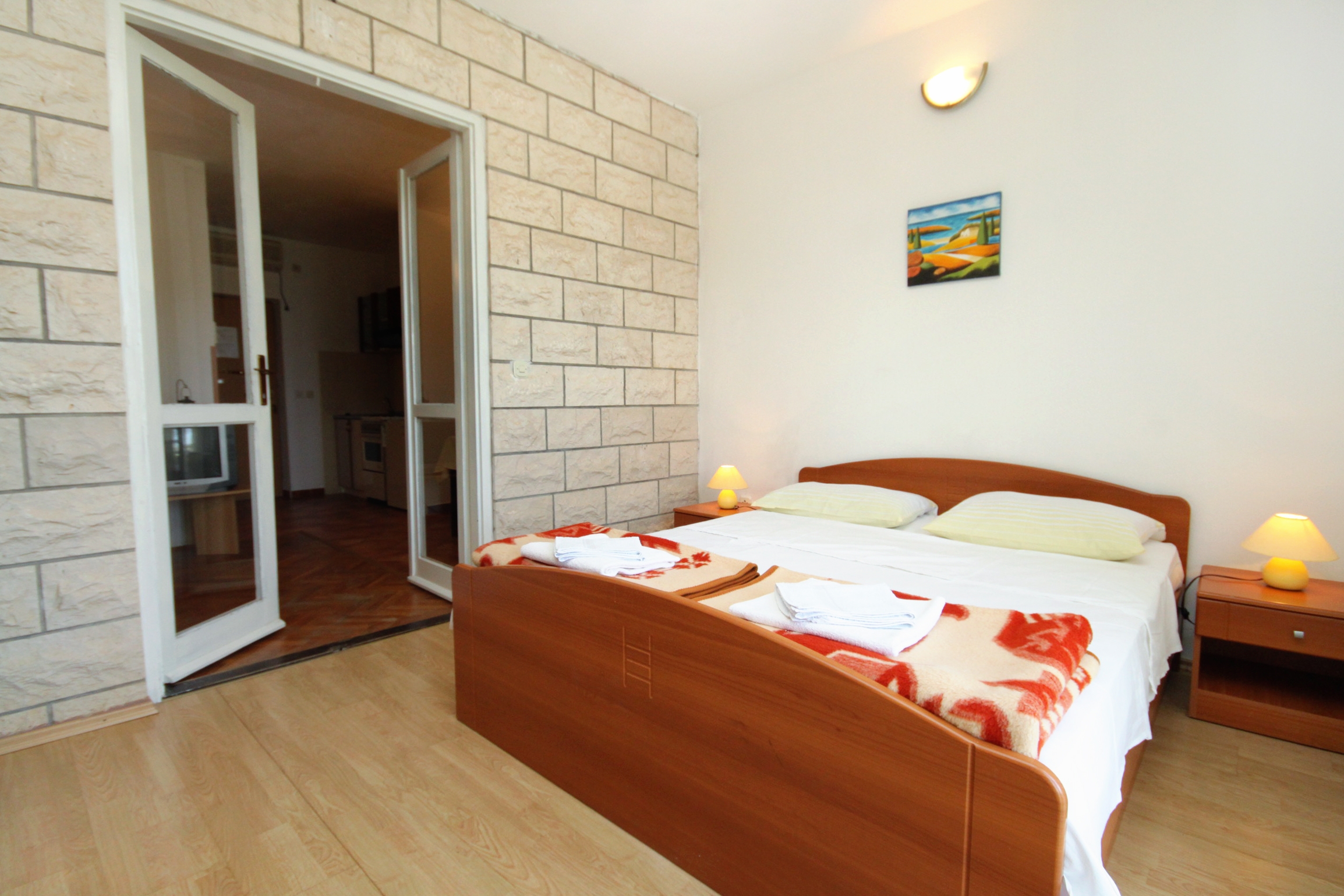 One bedroom apartment near beach Molunat, Dubrovnik  A-d