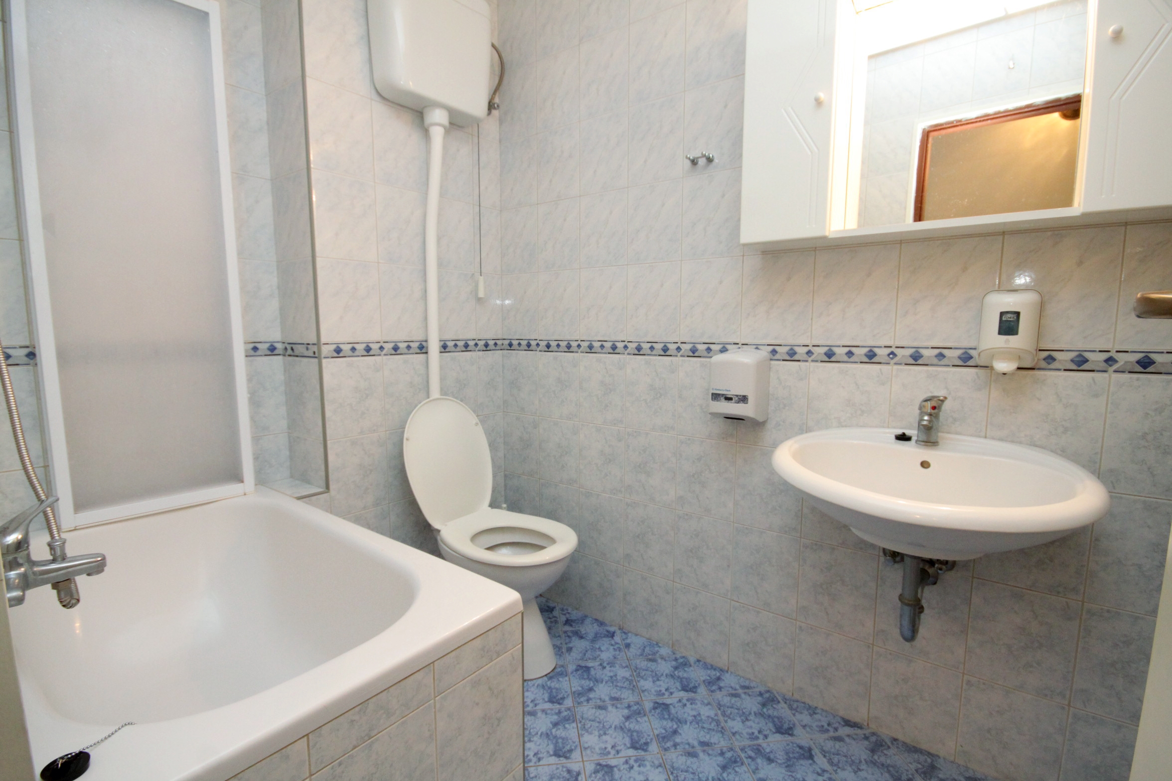 One bedroom apartment near beach Molunat, Dubrovnik  A-e