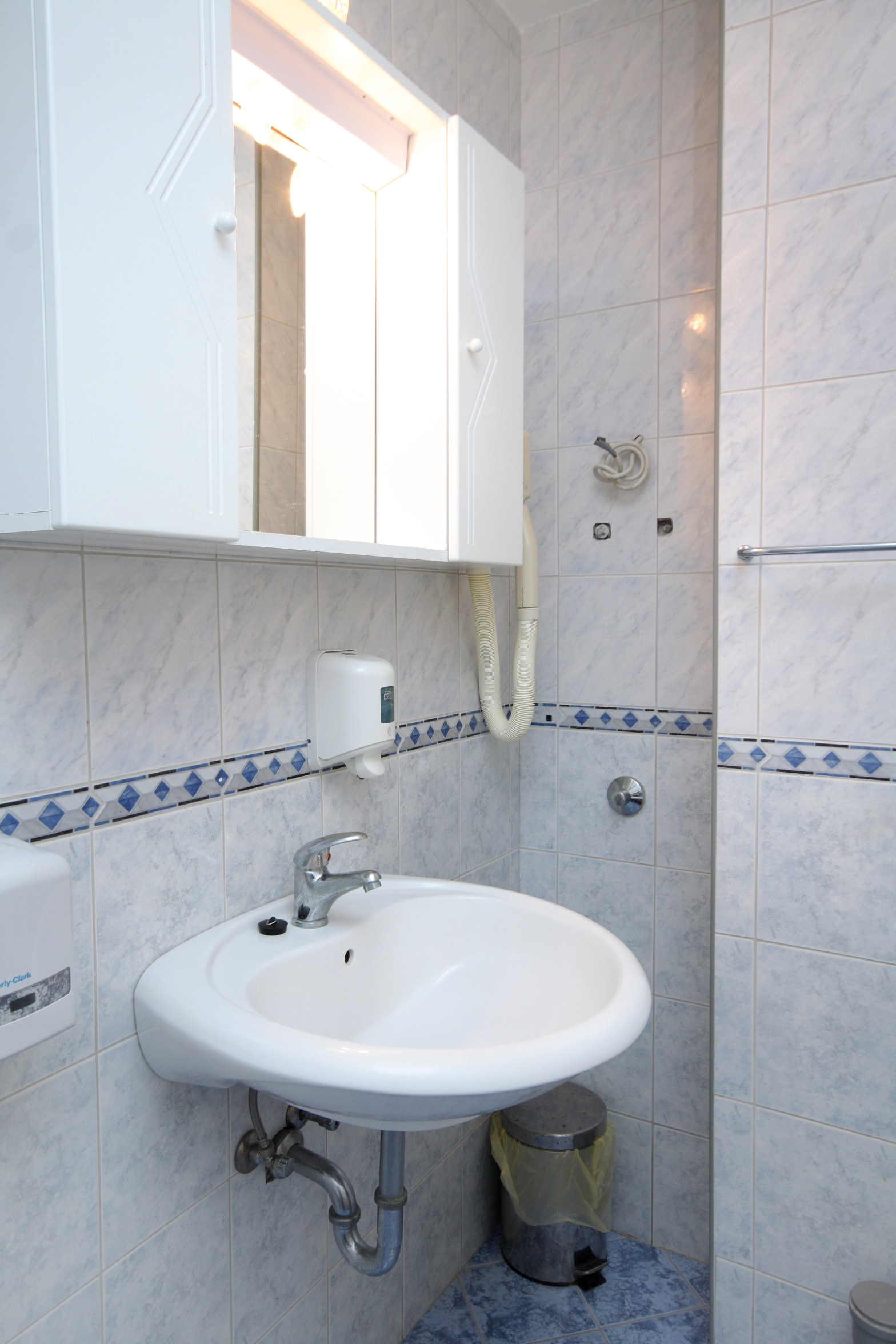 One bedroom apartment near beach Molunat, Dubrovnik  A-e