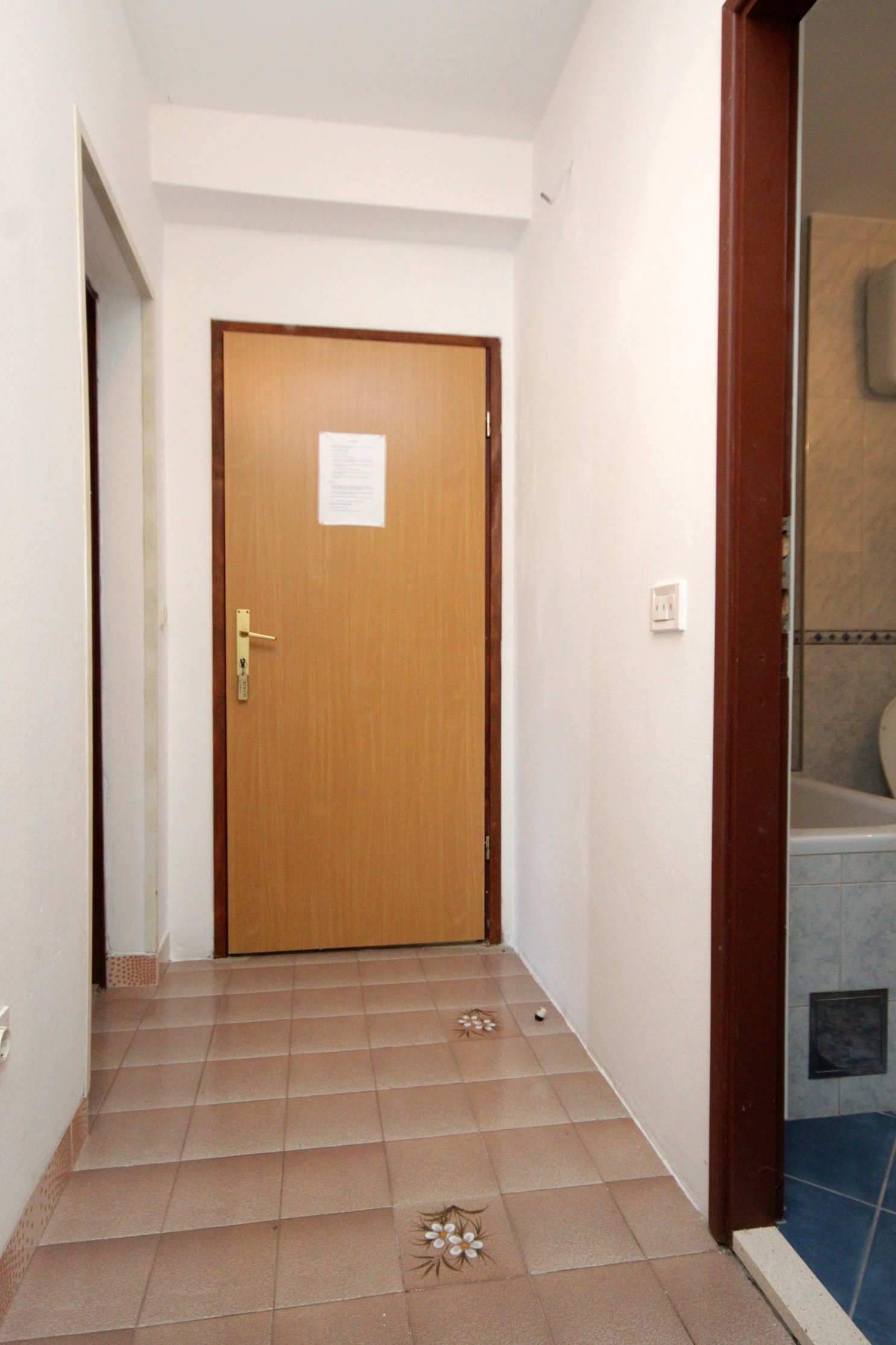One bedroom apartment near beach Molunat, Dubrovnik  A-e