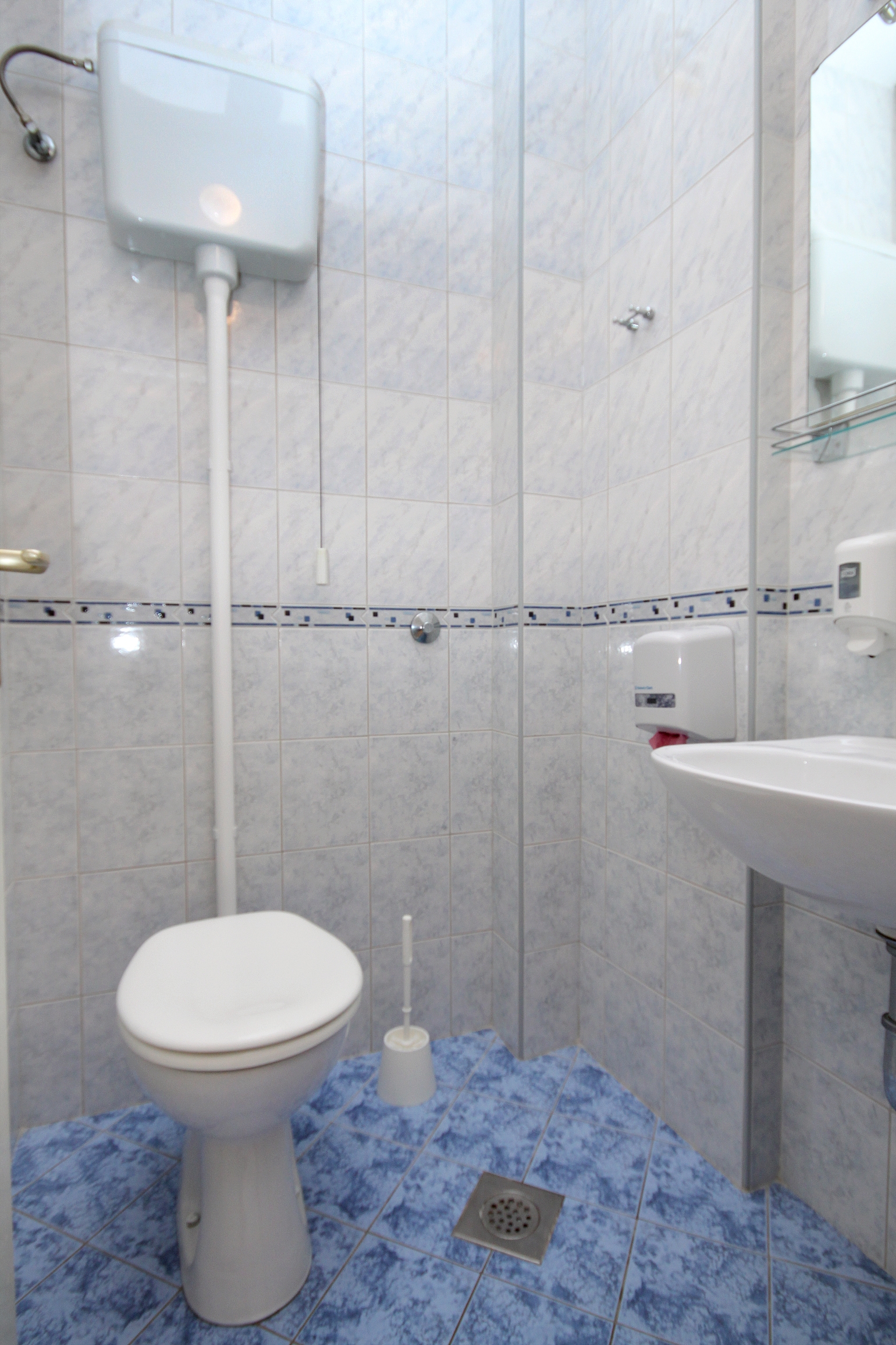 One bedroom apartment near beach Molunat, Dubrovnik  A-f