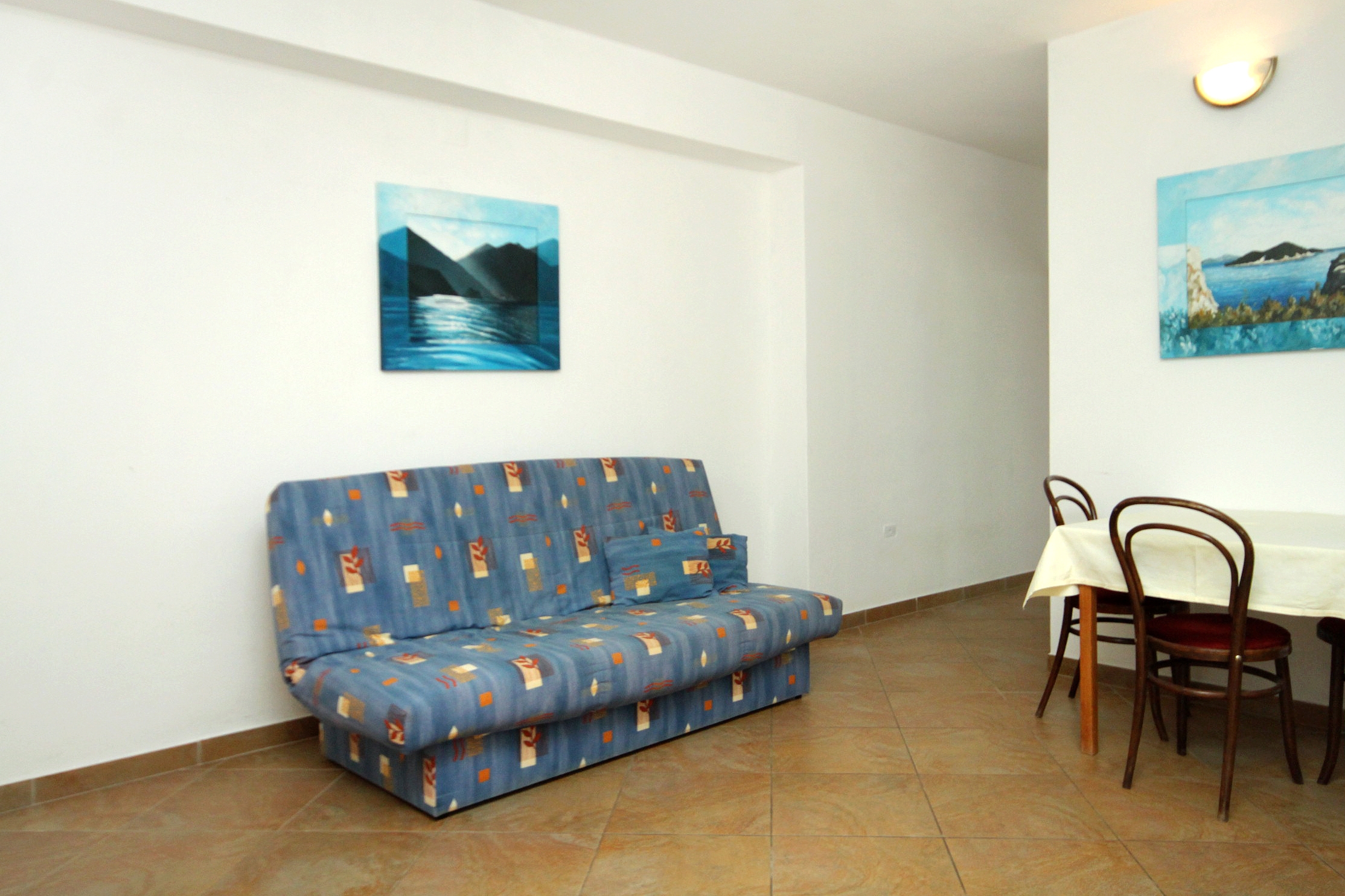 One bedroom apartment near beach Molunat, Dubrovnik  A-f