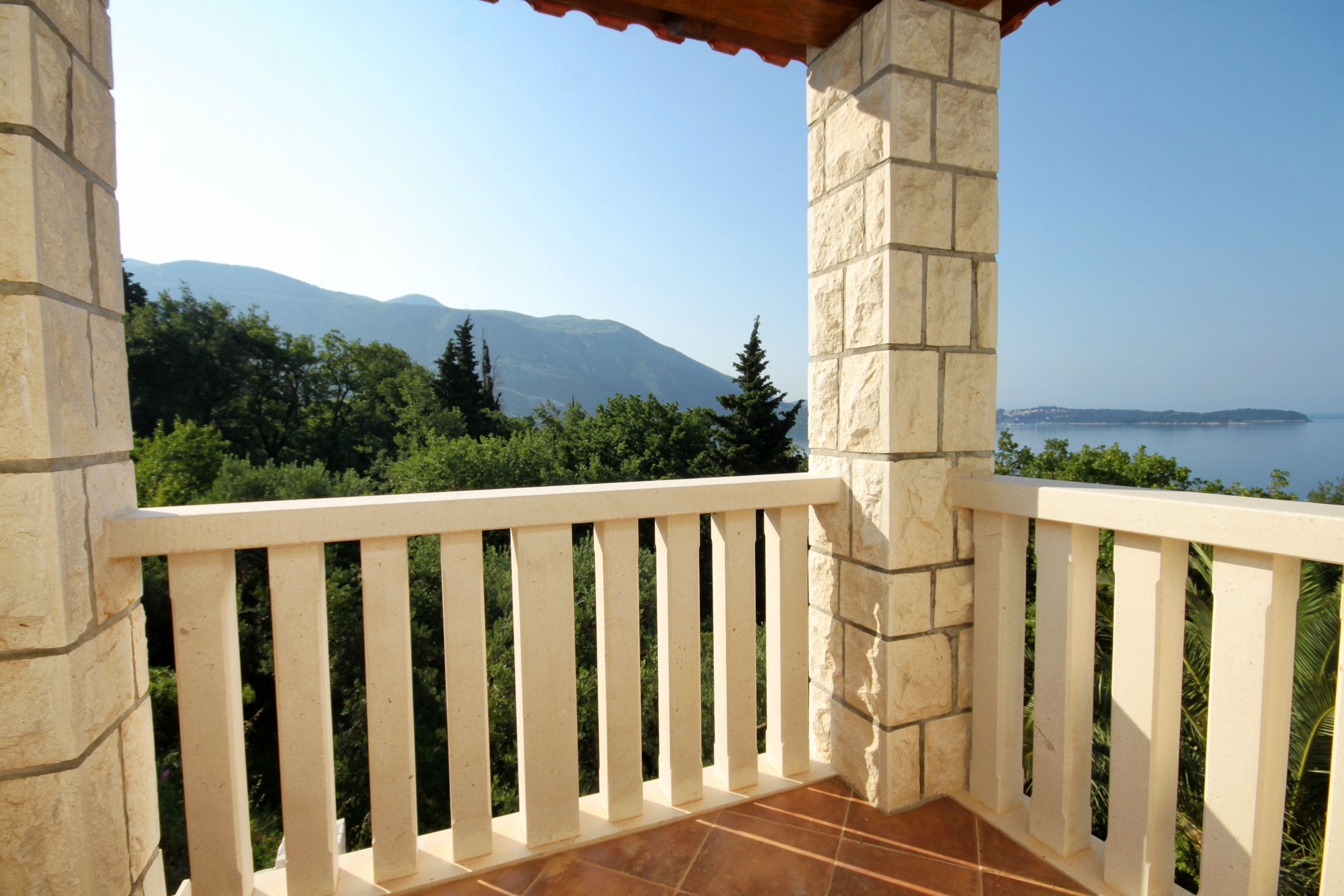 Four bedroom house with terrace and sea view Soline, Dubrovnik  K