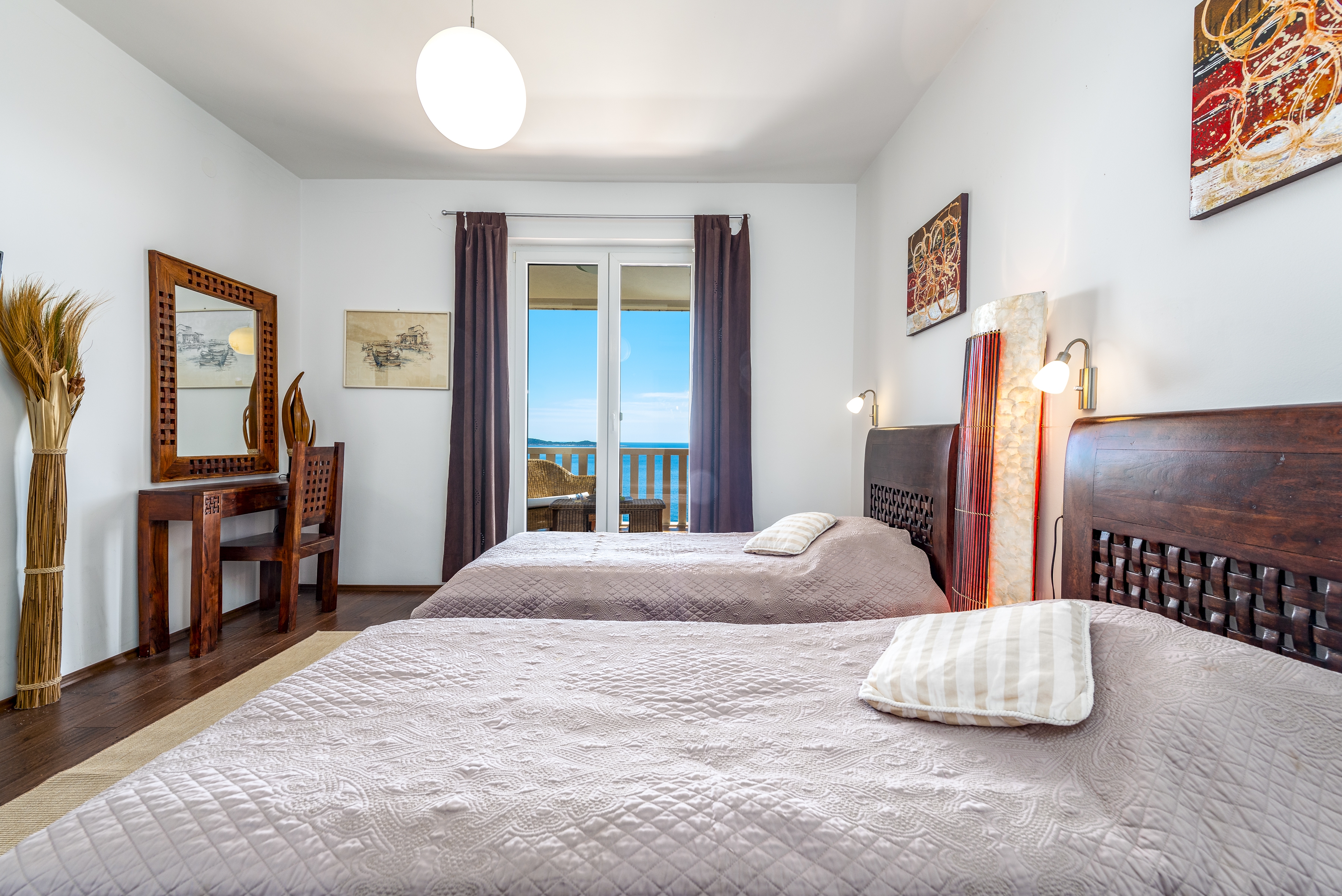 Four bedroom house with terrace and sea view Soline, Dubrovnik  K