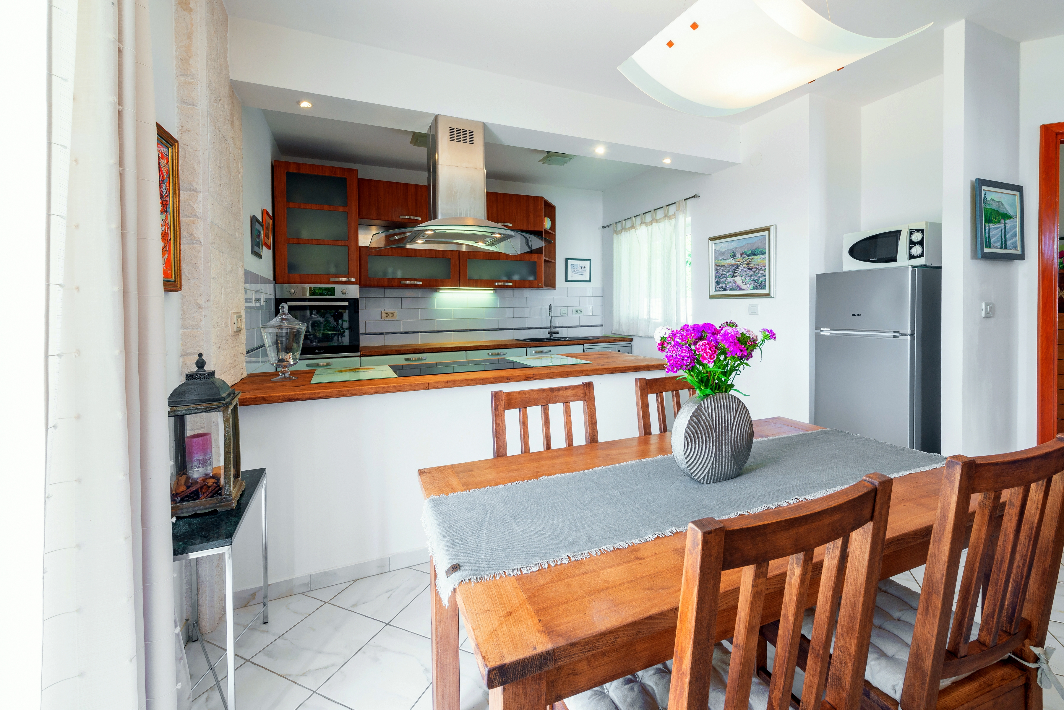 Four bedroom house with terrace and sea view Soline, Dubrovnik  K