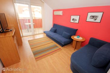 Living room Povljana, Living room in the apartment, dostupna klima i WIFI.