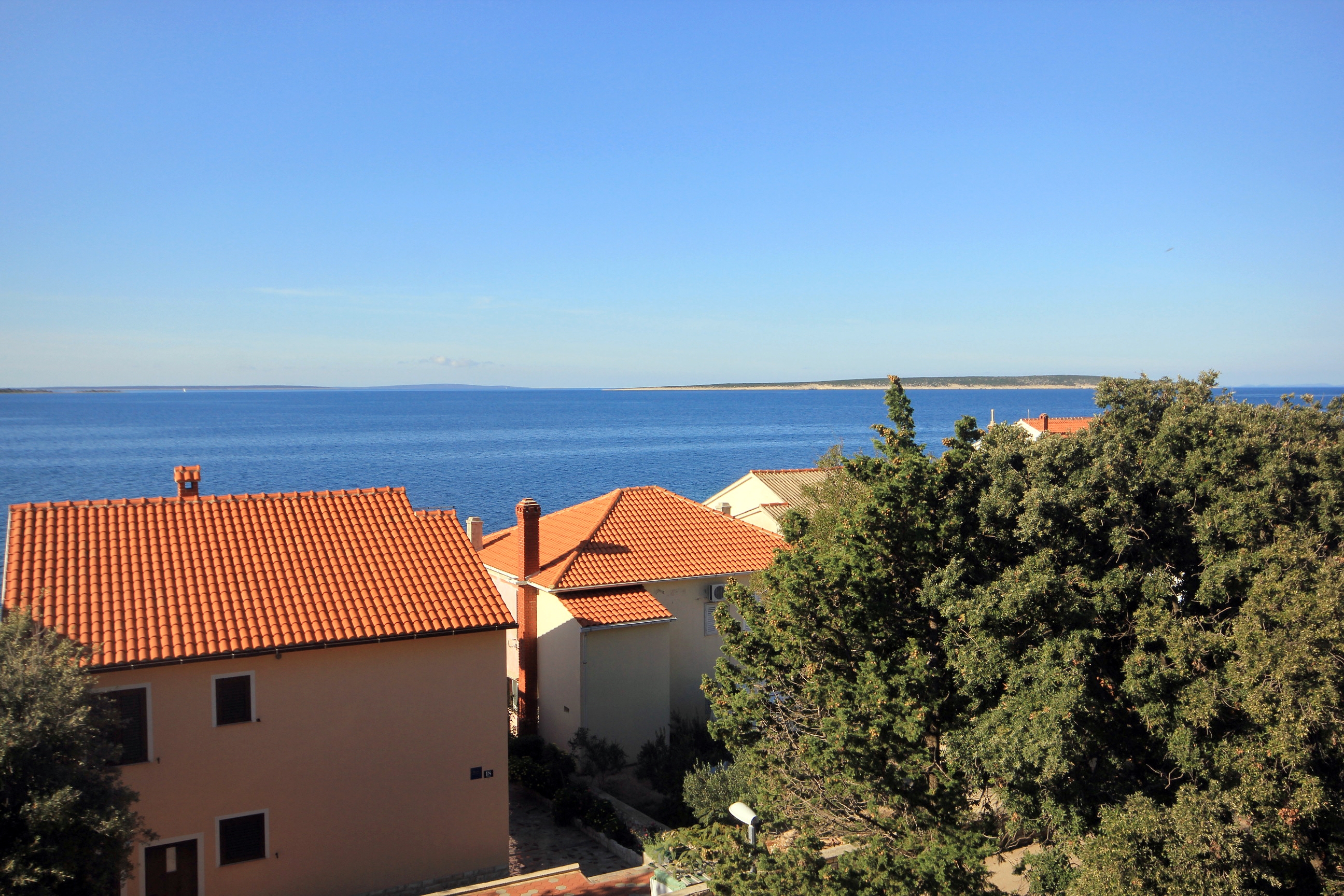 One bedroom apartment with terrace and sea view Mandre, Pag  A-a