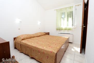 Bedroom Lumbarda, Bedroom in the room, dostupna klima, dopusteni kucni ljubimci i WIFI.