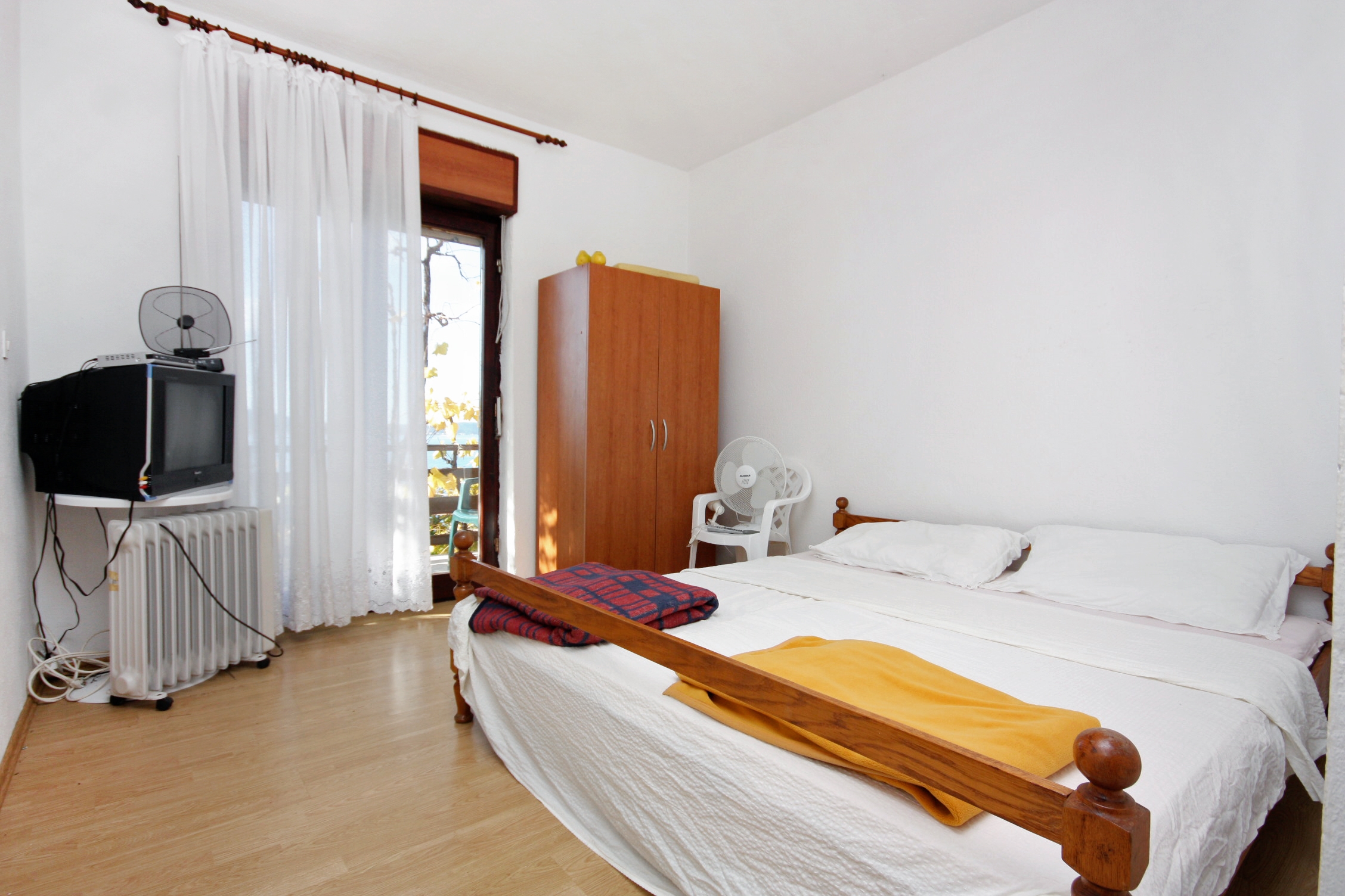 Comfortable and spacious apartment with balcony and sea view Sveti Petar, Biograd  A-b