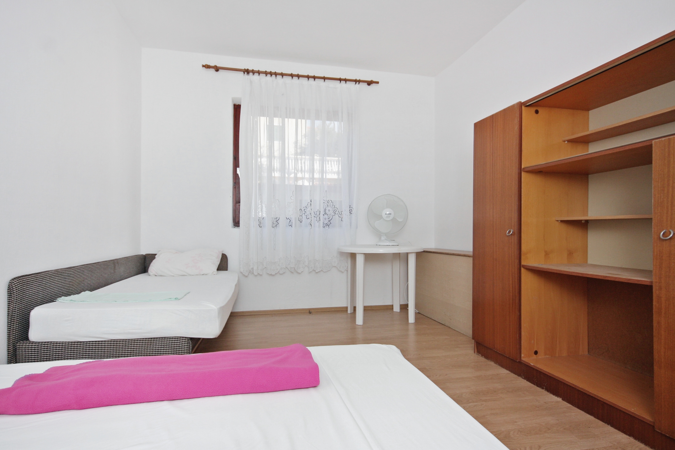 Comfortable and spacious apartment with balcony and sea view Sveti Petar, Biograd  A-b