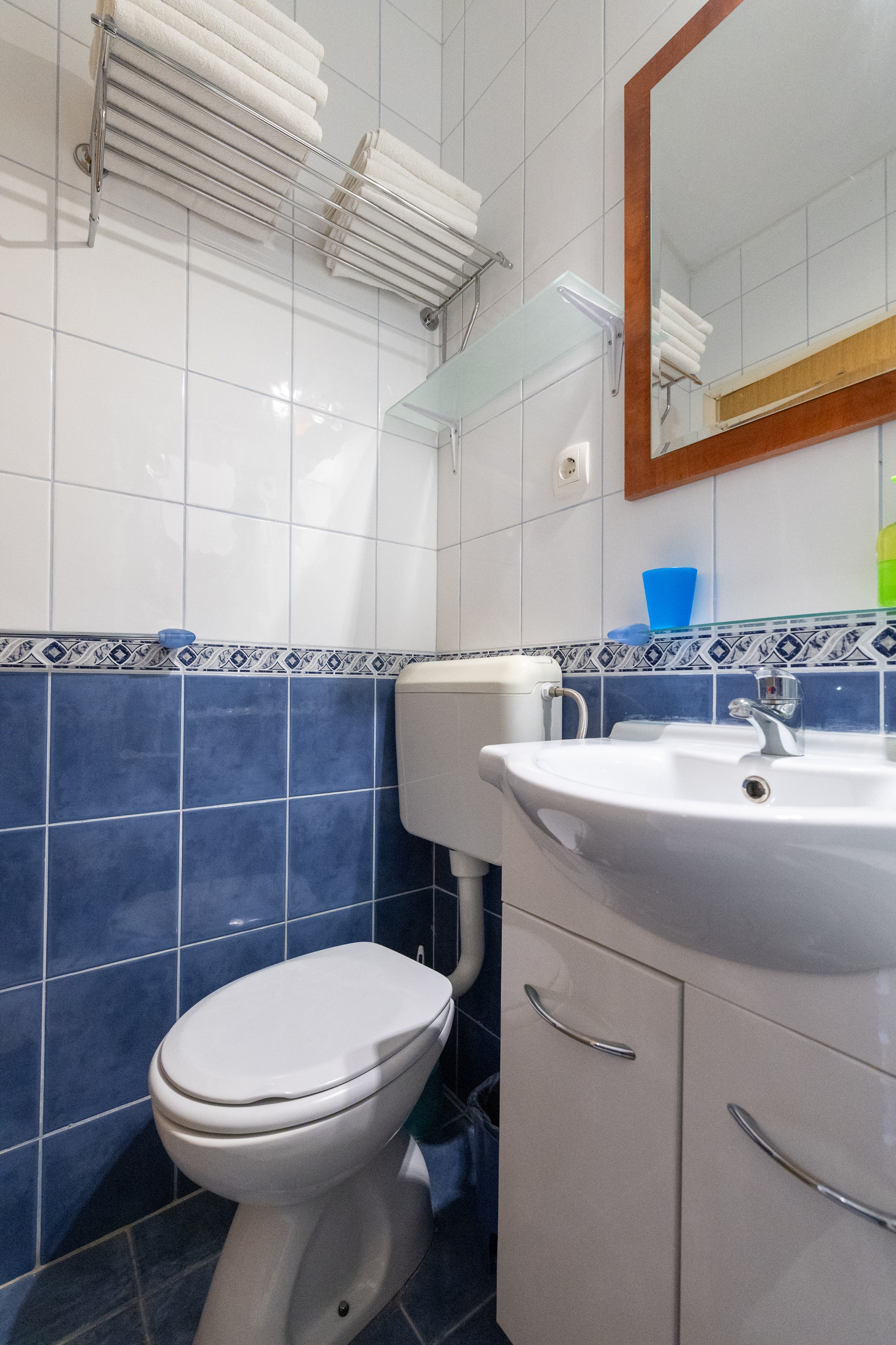 One bedroom apartment with balcony and sea view Sućuraj, Hvar  A-c