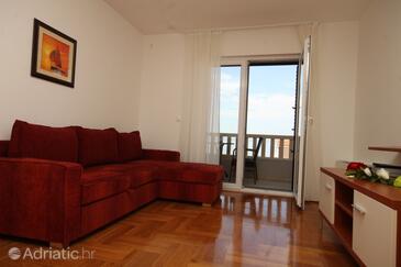 Living room Makarska, Living room in the studio-apartment, dostupna klima i WIFI.