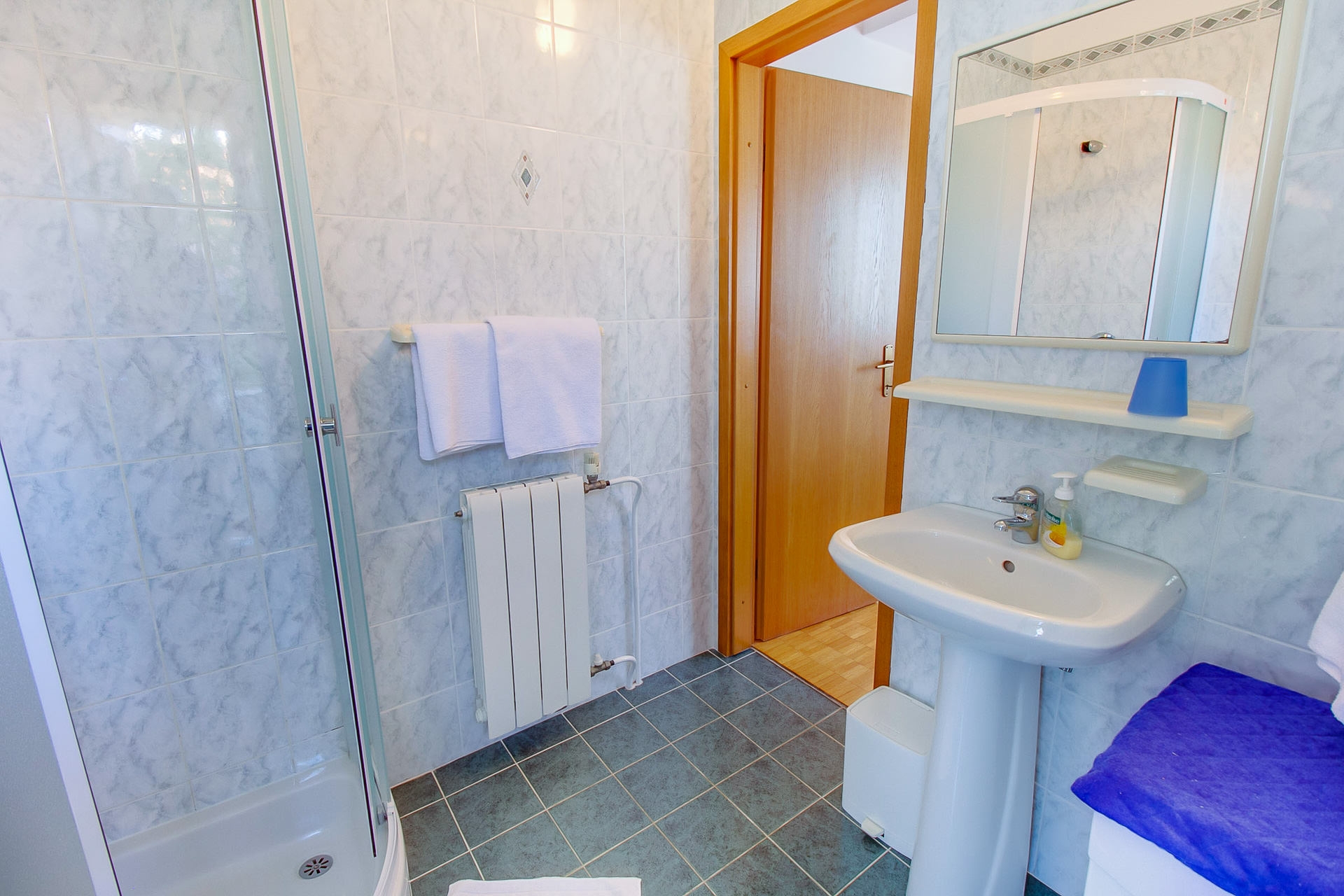 Two bedroom apartment with terrace and sea view Mali Lošinj, Lošinj  A-a