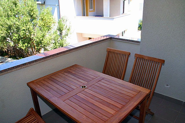 Two bedroom apartment with terrace and sea view Mali Lošinj, Lošinj  A-a