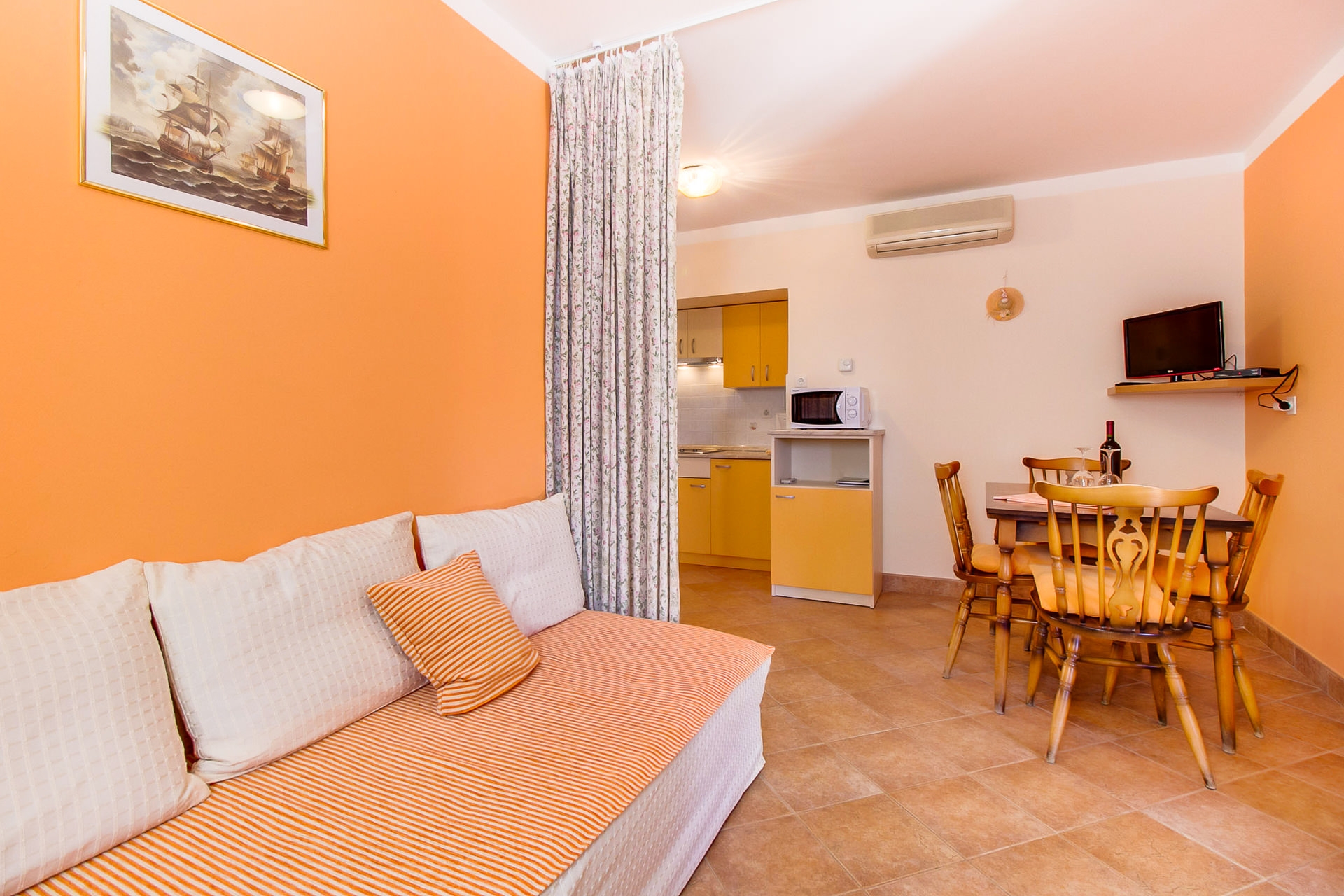 One bedroom apartment with terrace Mali Lošinj, Lošinj  A-b
