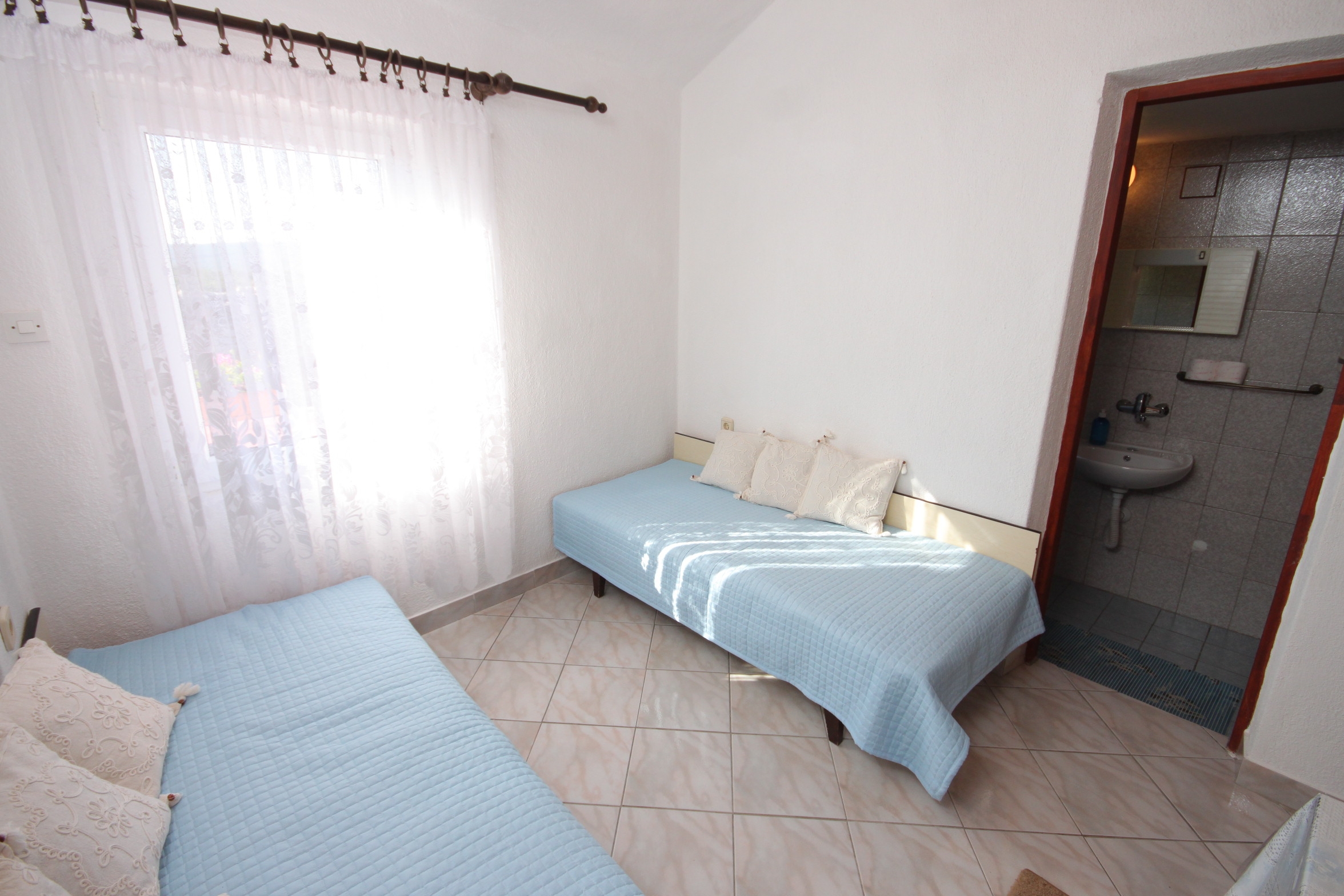 Top Cres Stivan Top Cres Stivan