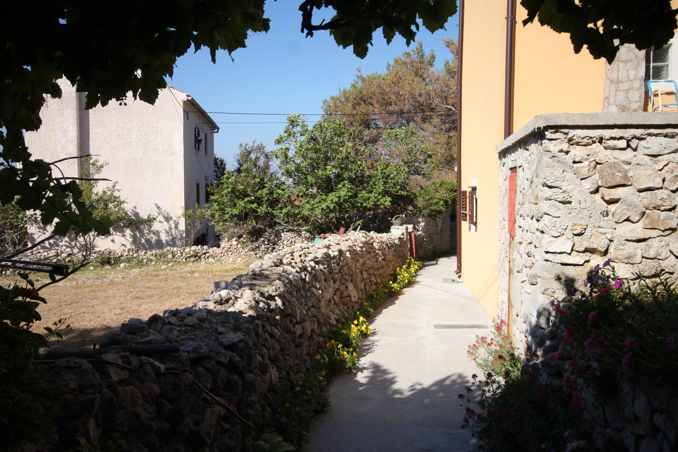 Two bedroom apartment with terrace Stivan, Cres  A-c