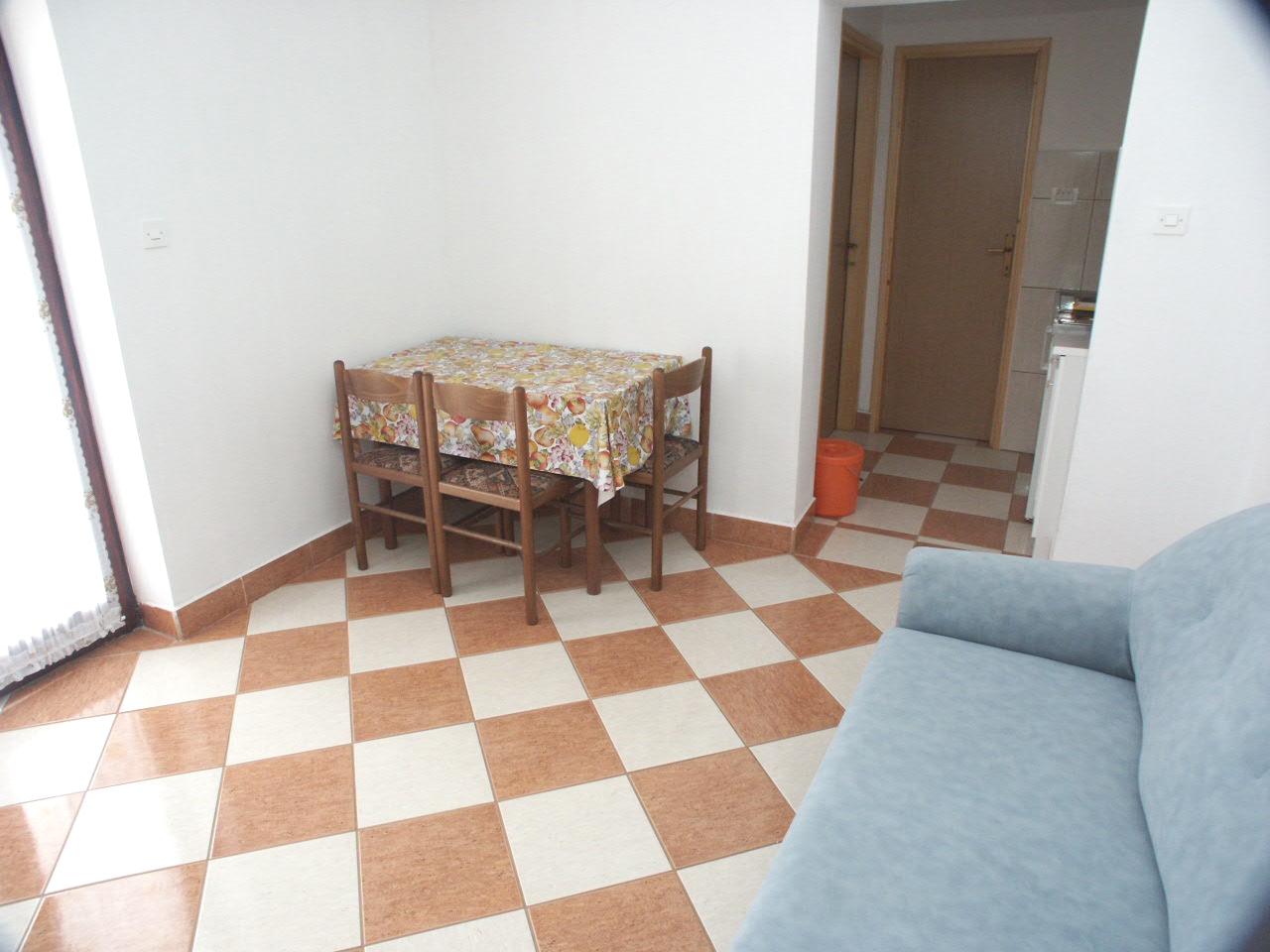 One bedroom apartment with balcony and sea view Punta križa, Cres  A-a