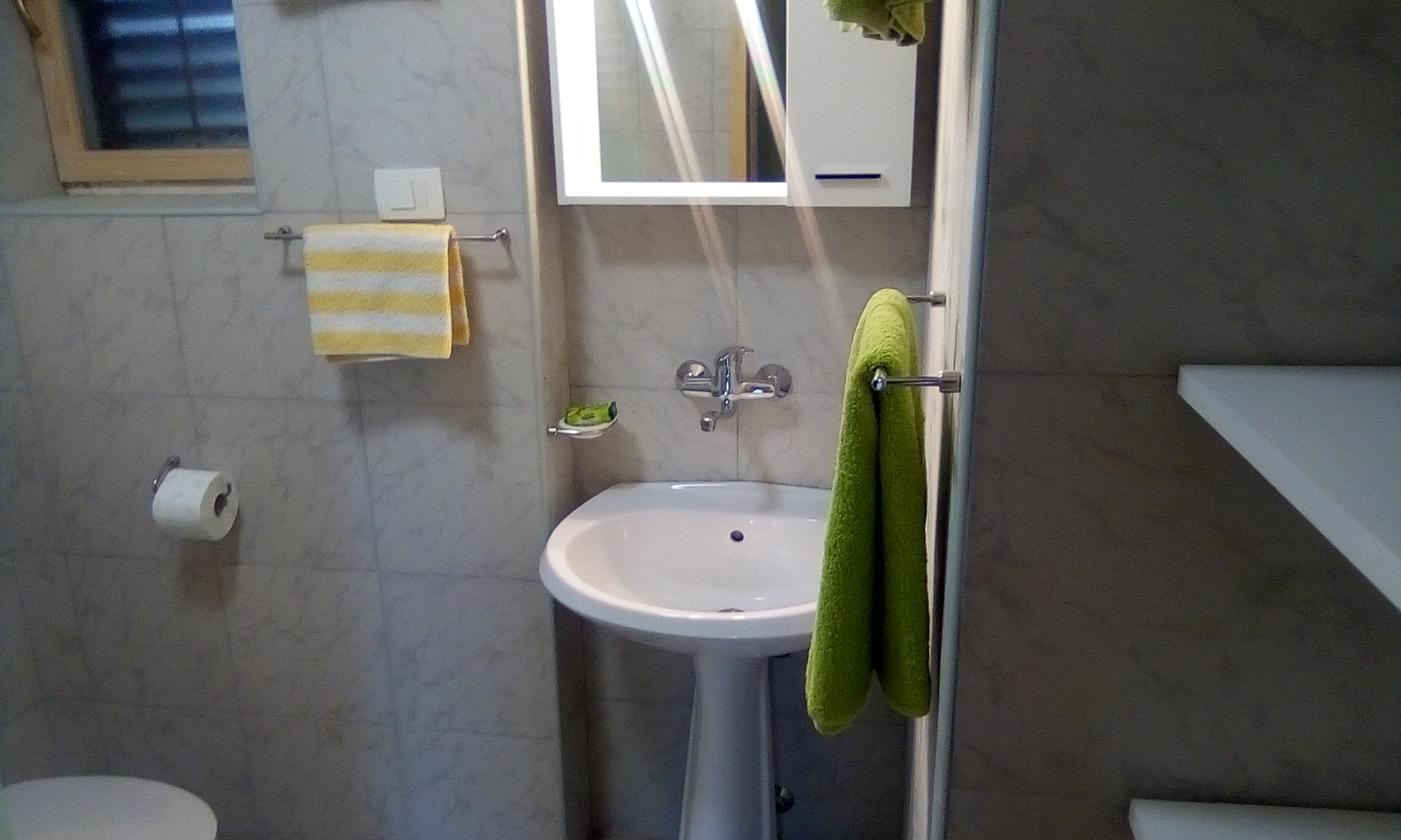 Two bedroom apartment with terrace and sea view Valun, Cres  A-a