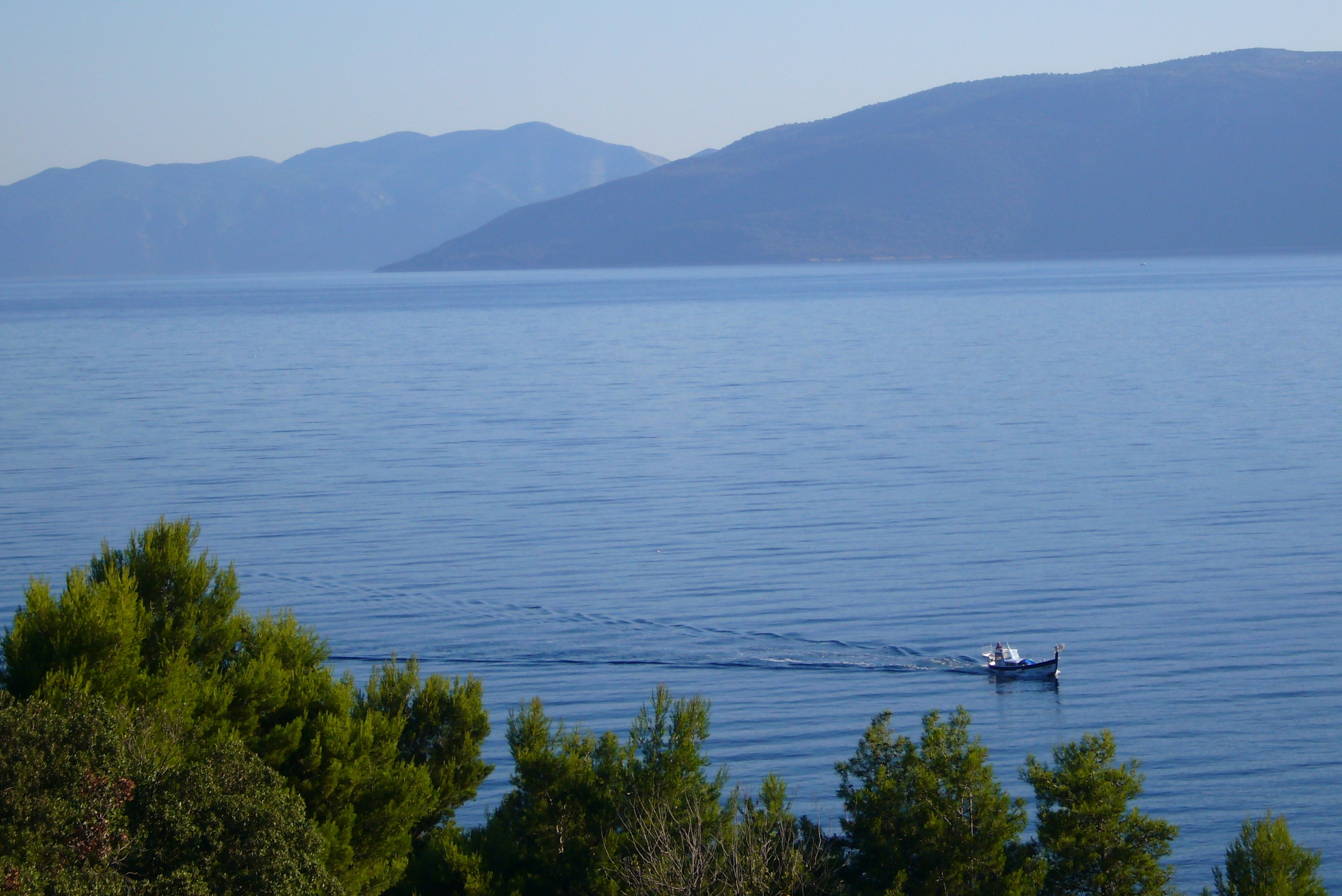 One bedroom apartment with balcony and sea view Valun, Cres  A-b