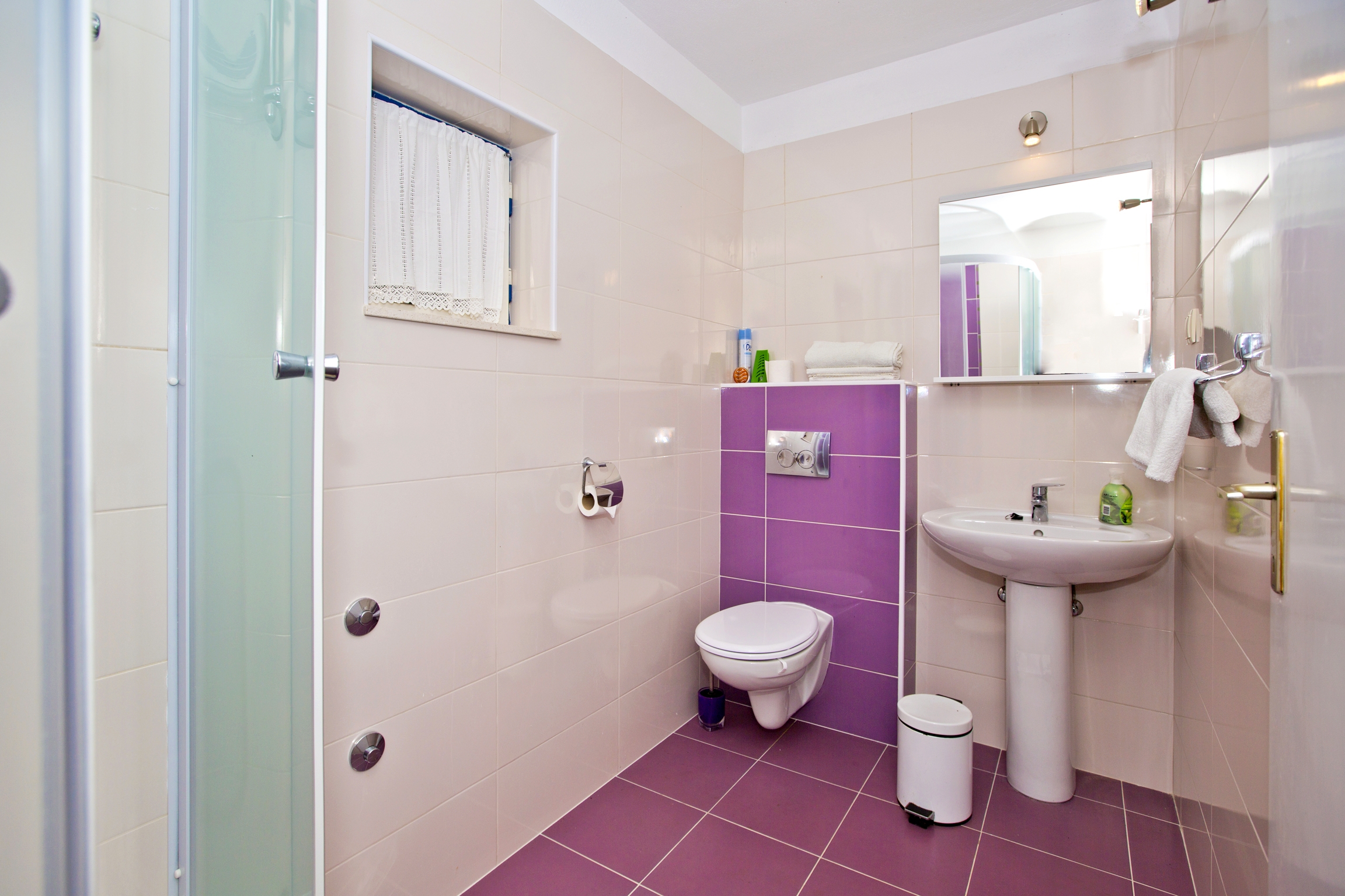 Four bedroom apartment with balcony and sea view Cove Tvrdni Dolac, Hvar  A-c