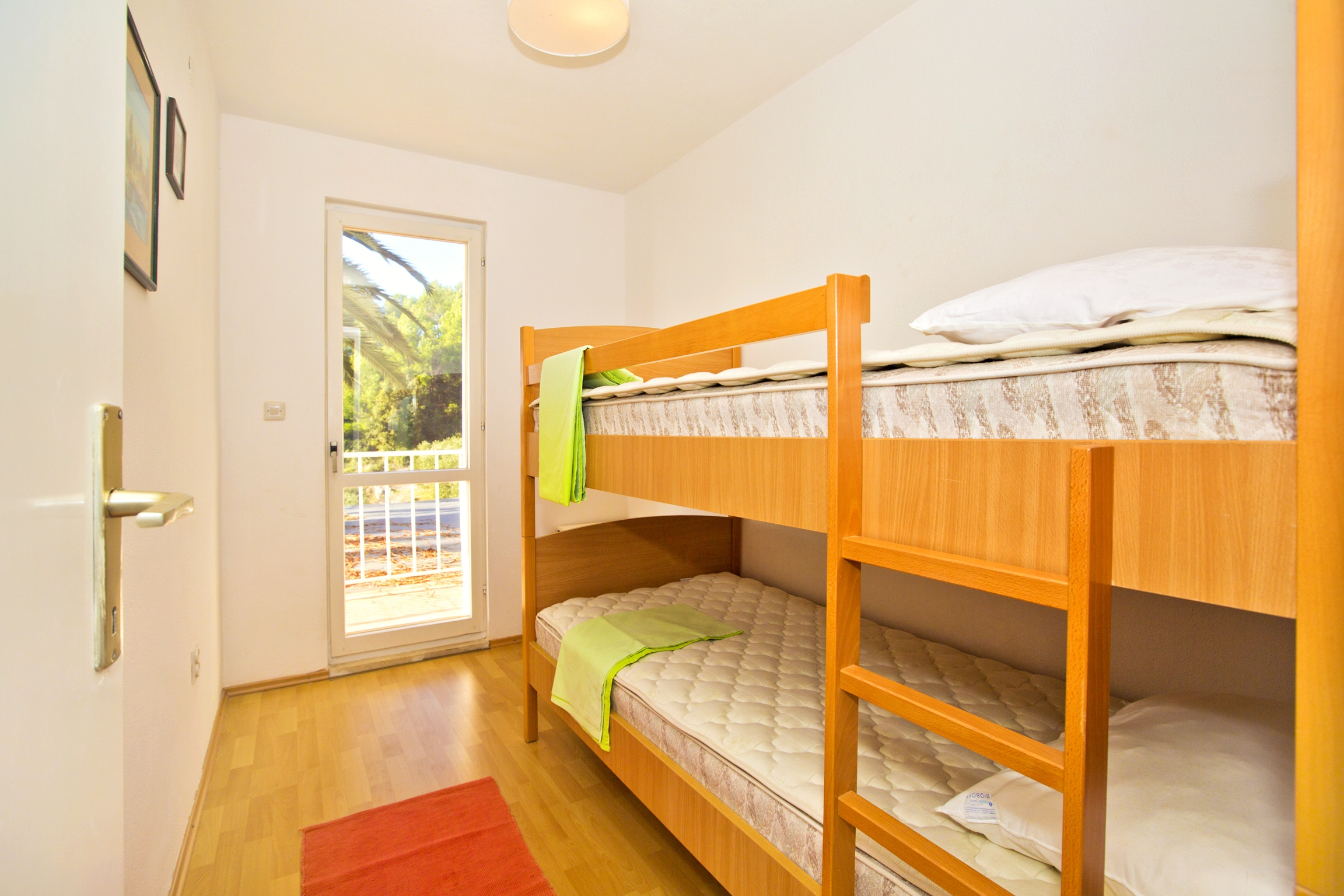 Four bedroom apartment with balcony and sea view Cove Tvrdni Dolac, Hvar  A-c