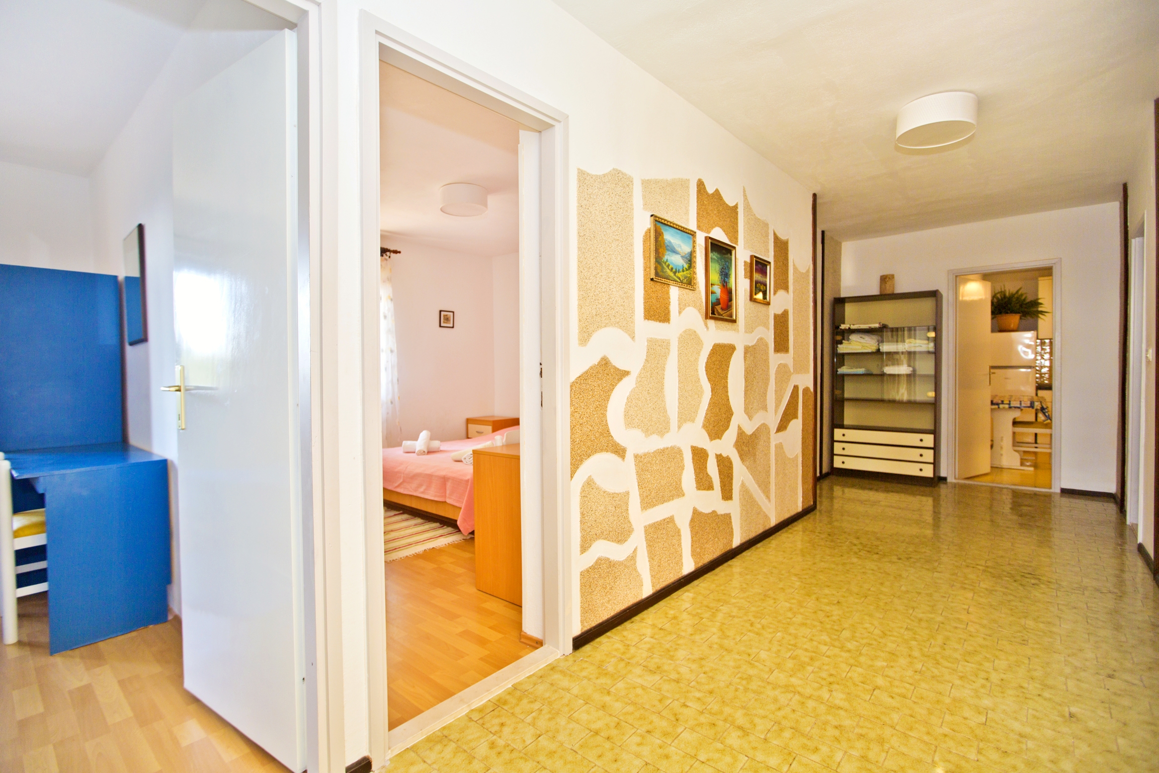Four bedroom apartment with balcony and sea view Cove Tvrdni Dolac, Hvar  A-c