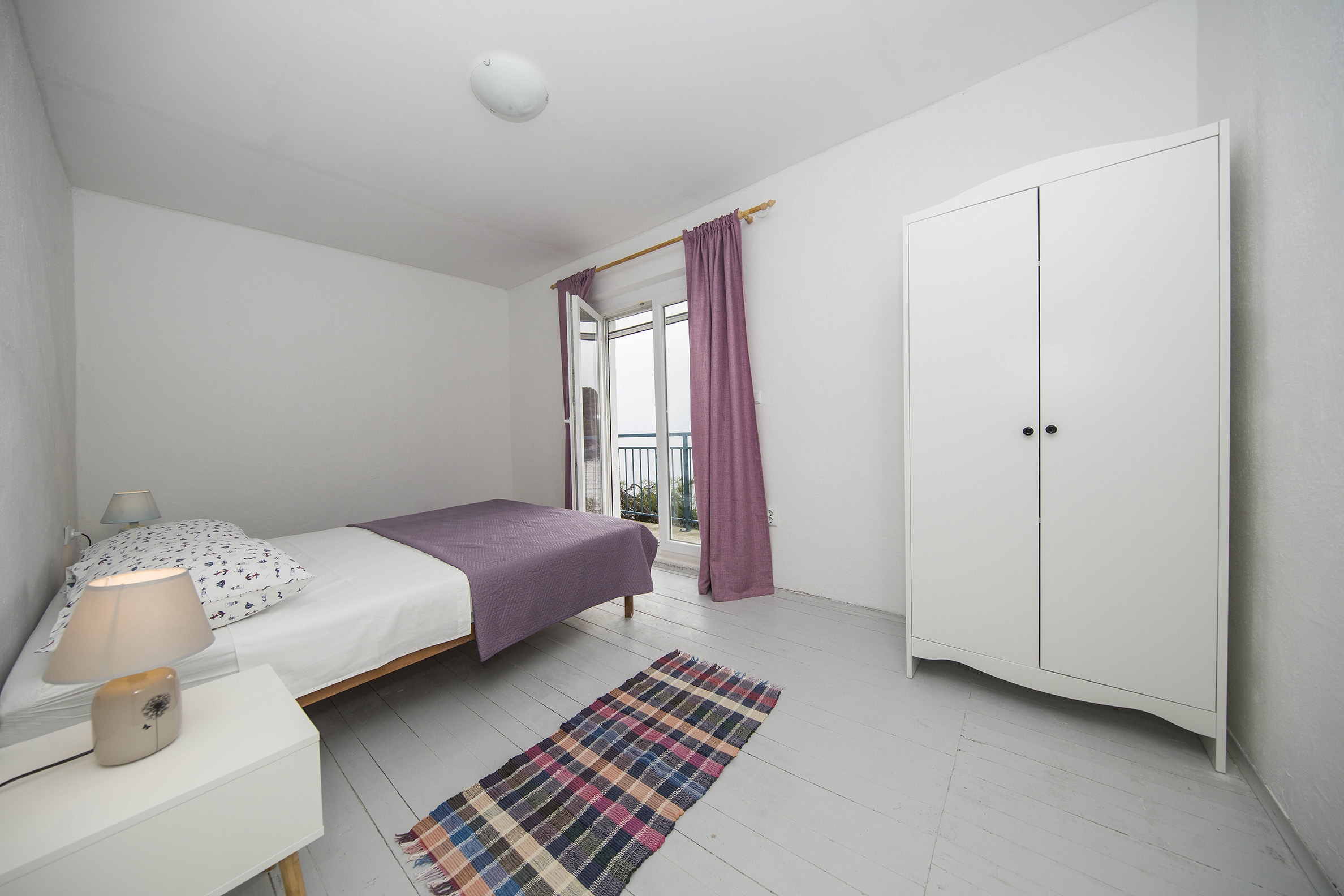Four bedroom house near beach Cove Skozanje, Hvar  K