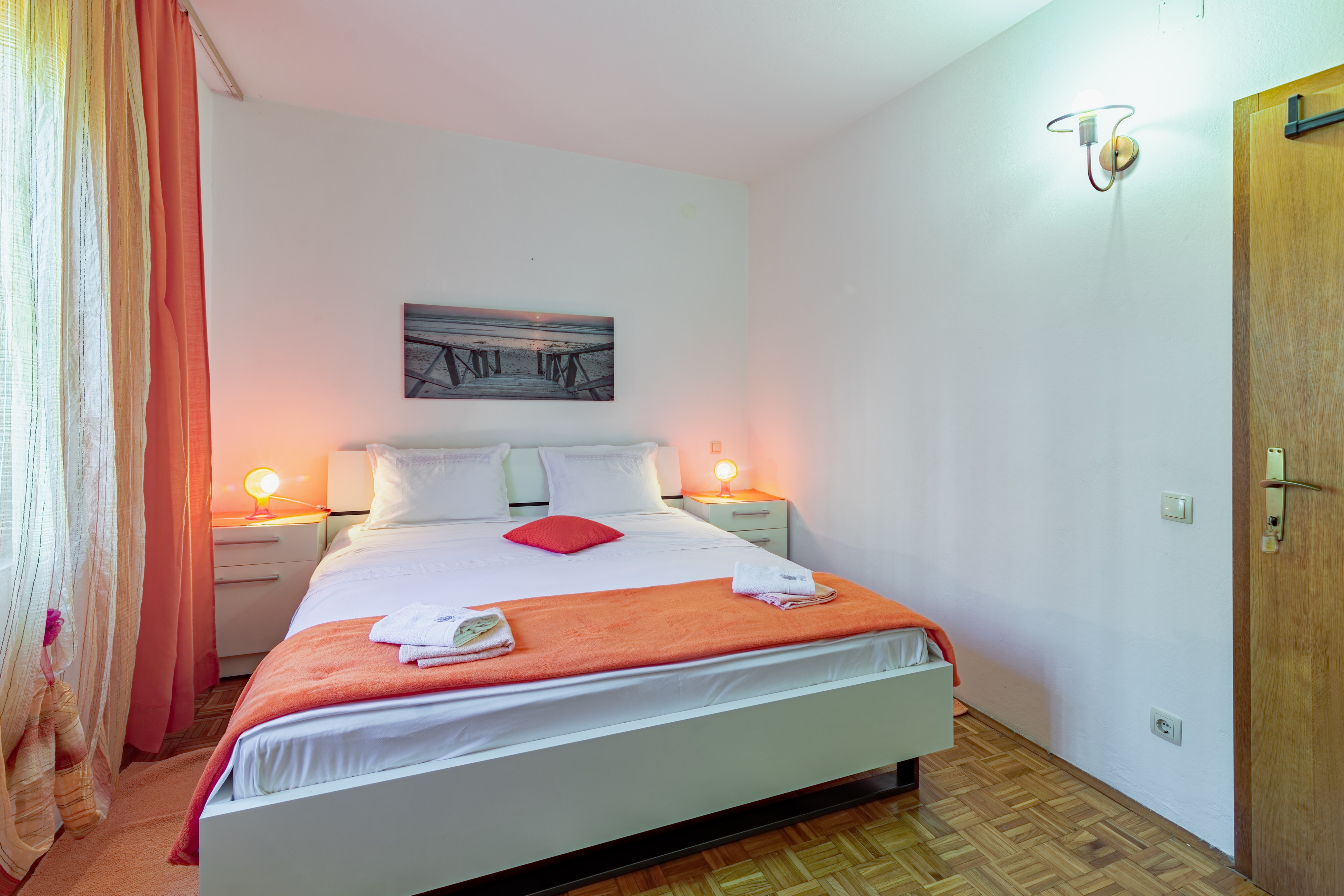 One bedroom apartment with terrace and sea view Jelsa, Hvar  A-b