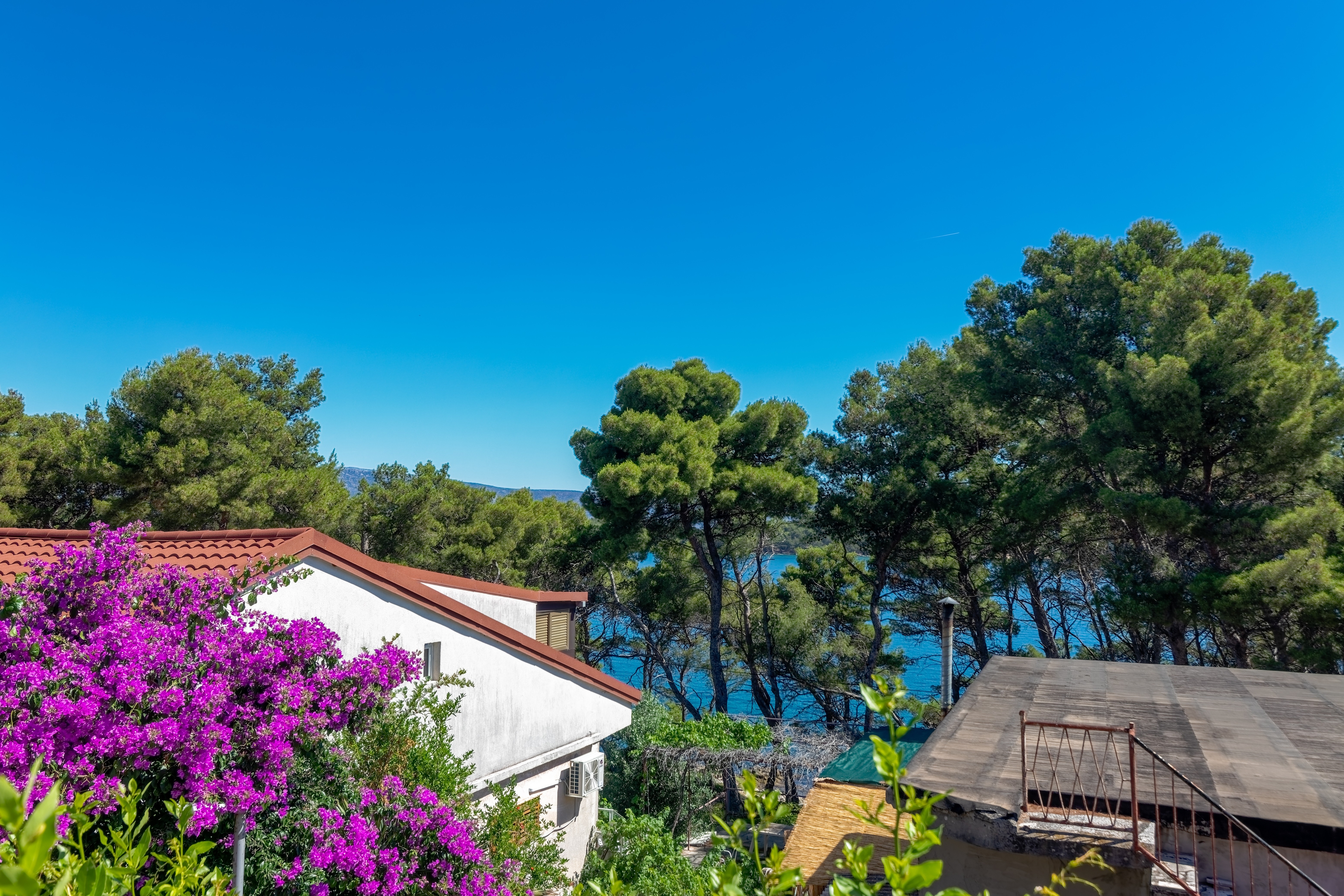 One bedroom apartment with terrace and sea view Jelsa, Hvar  A-b