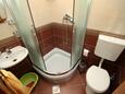 Ванная комната 2 Skozanje, Ванная комната 2 в размещении типа apartment, WiFi.