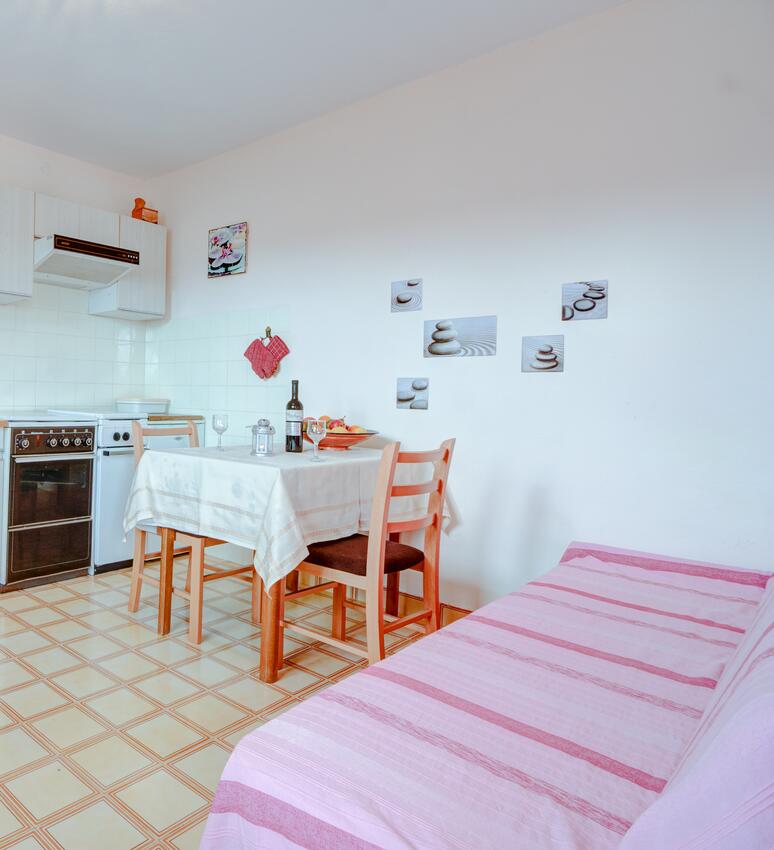 Apartmán v meste Vrboska - 4025