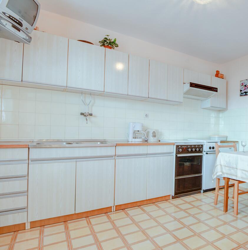 Apartmán v meste Vrboska - 4025