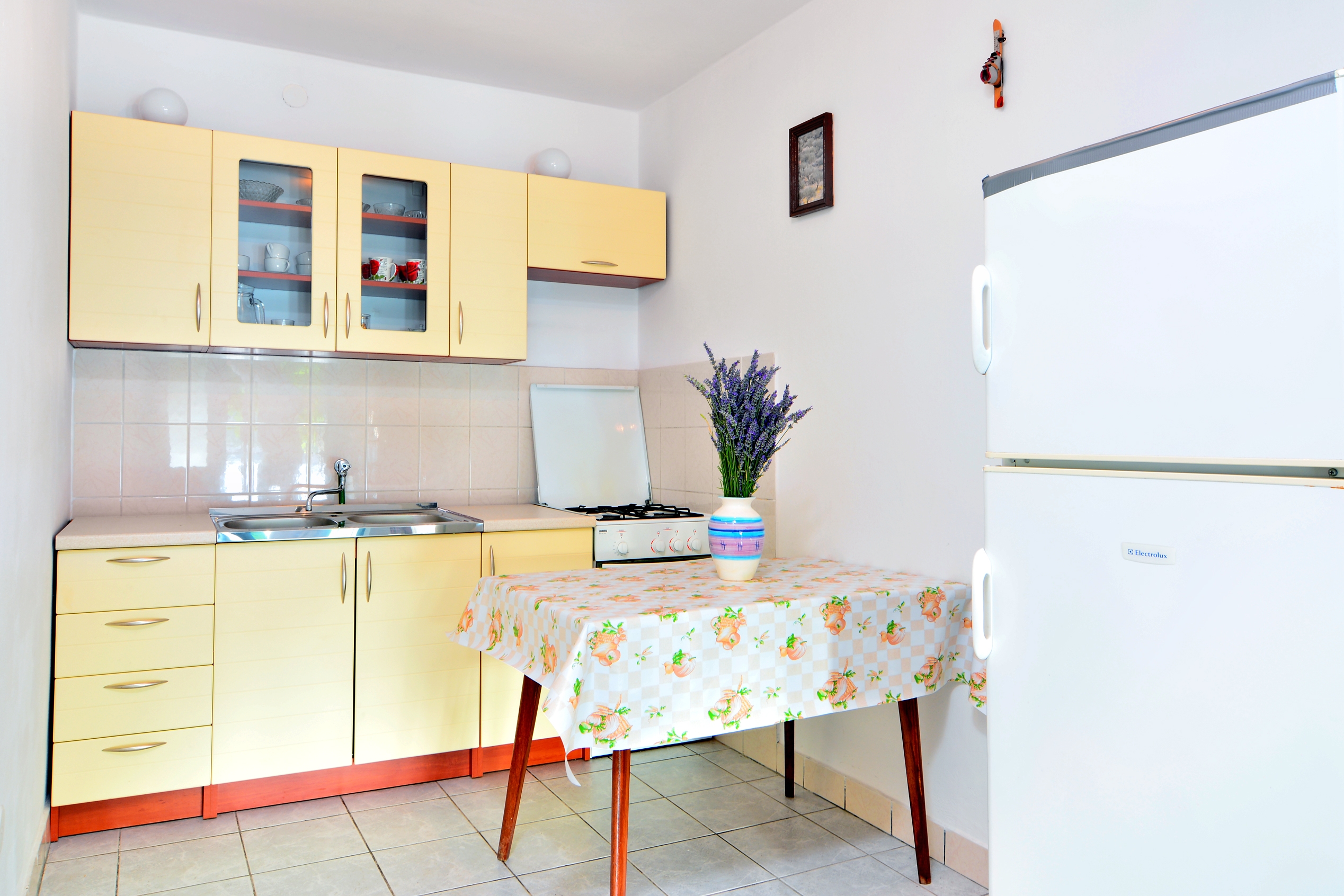 Four-bedroom house near beach Cove Lučica, Hvar (K-4034) Four-bedroom house near beach Cove Lučica, Hvar (K-4034)